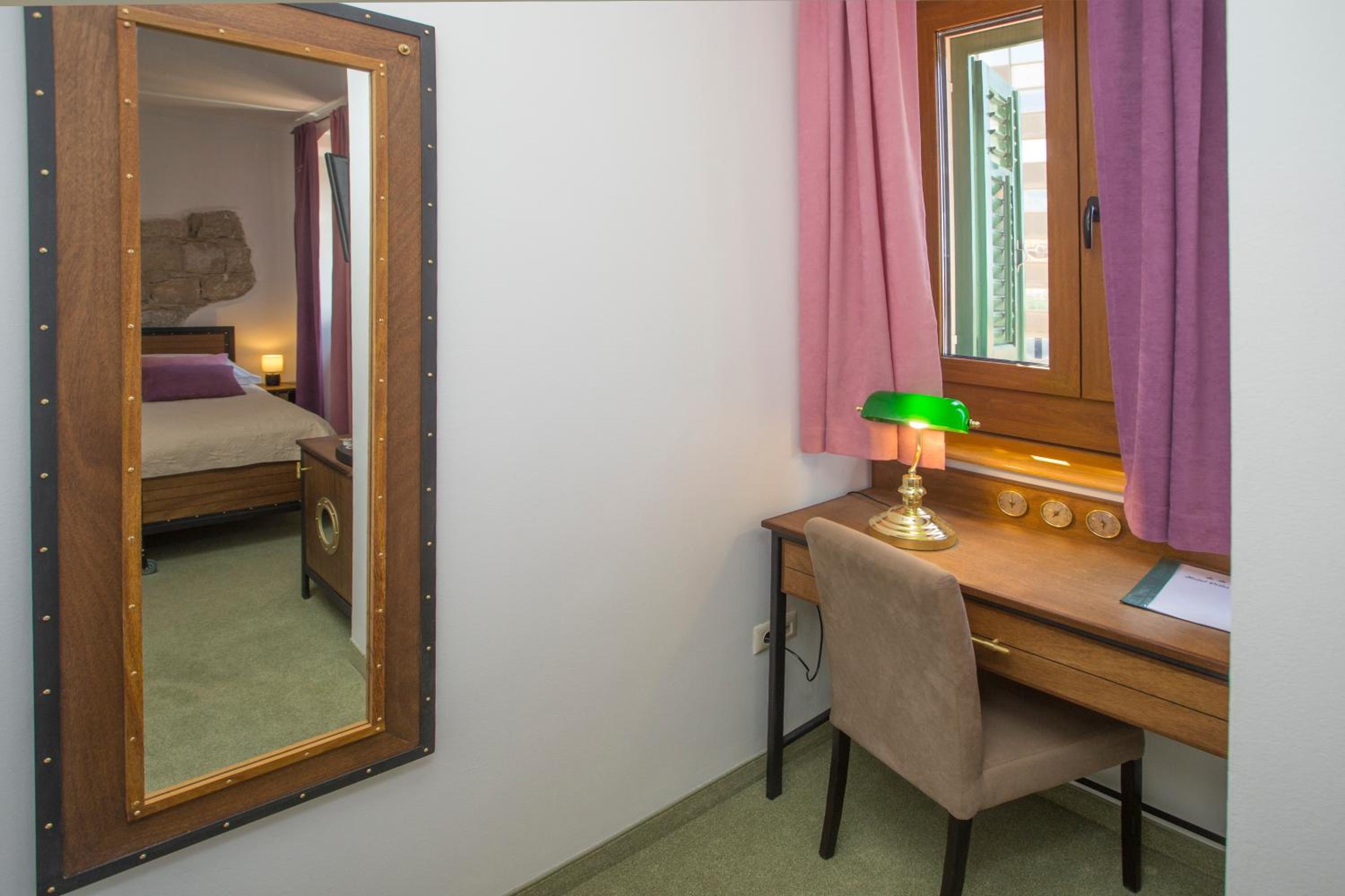 Double or Twin Room photo 2