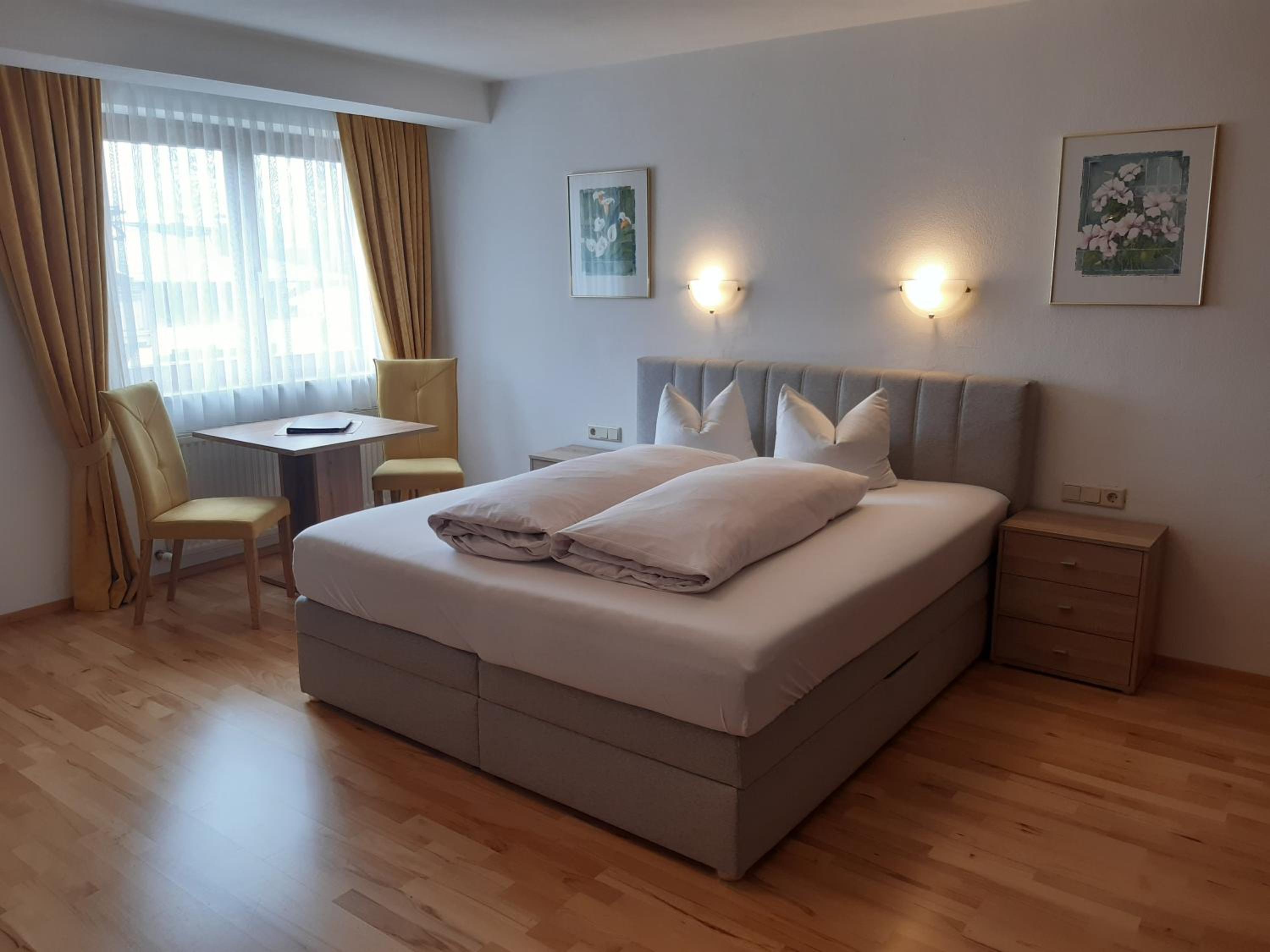 Double Room with Balcony photo 3