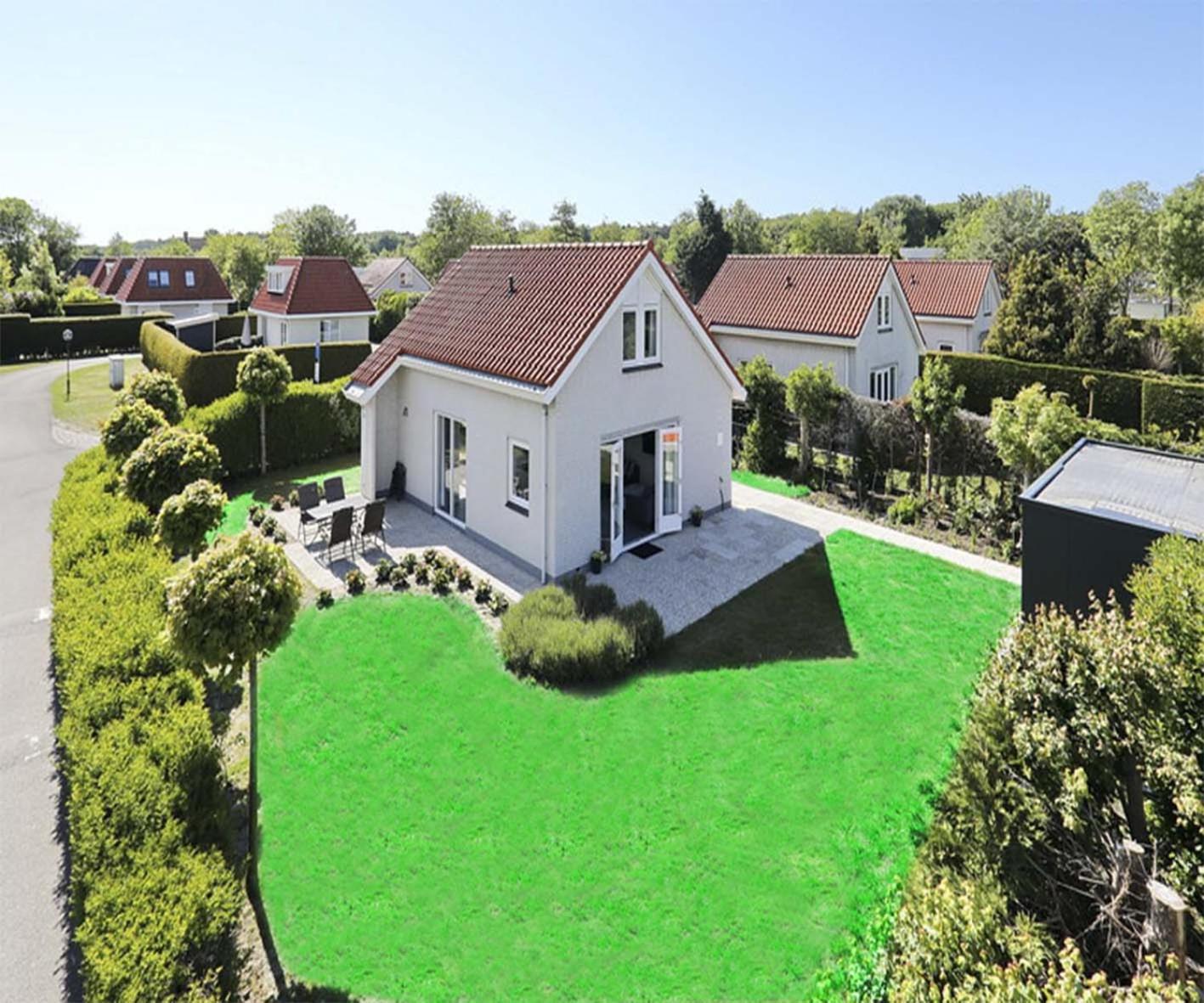 Three-Bedroom House - Photo 33