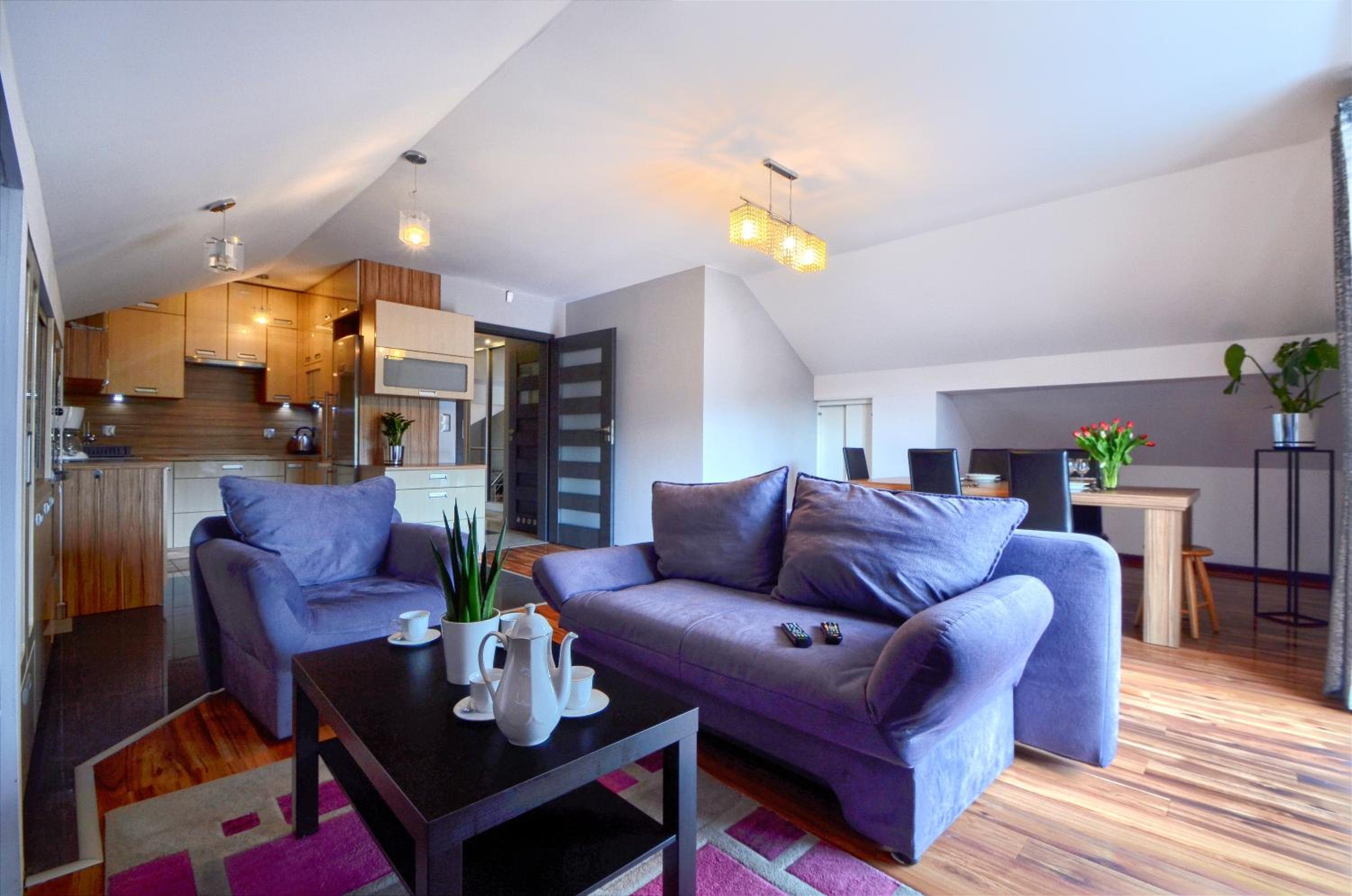 Two-Bedroom Deluxe Apartment with Balcony