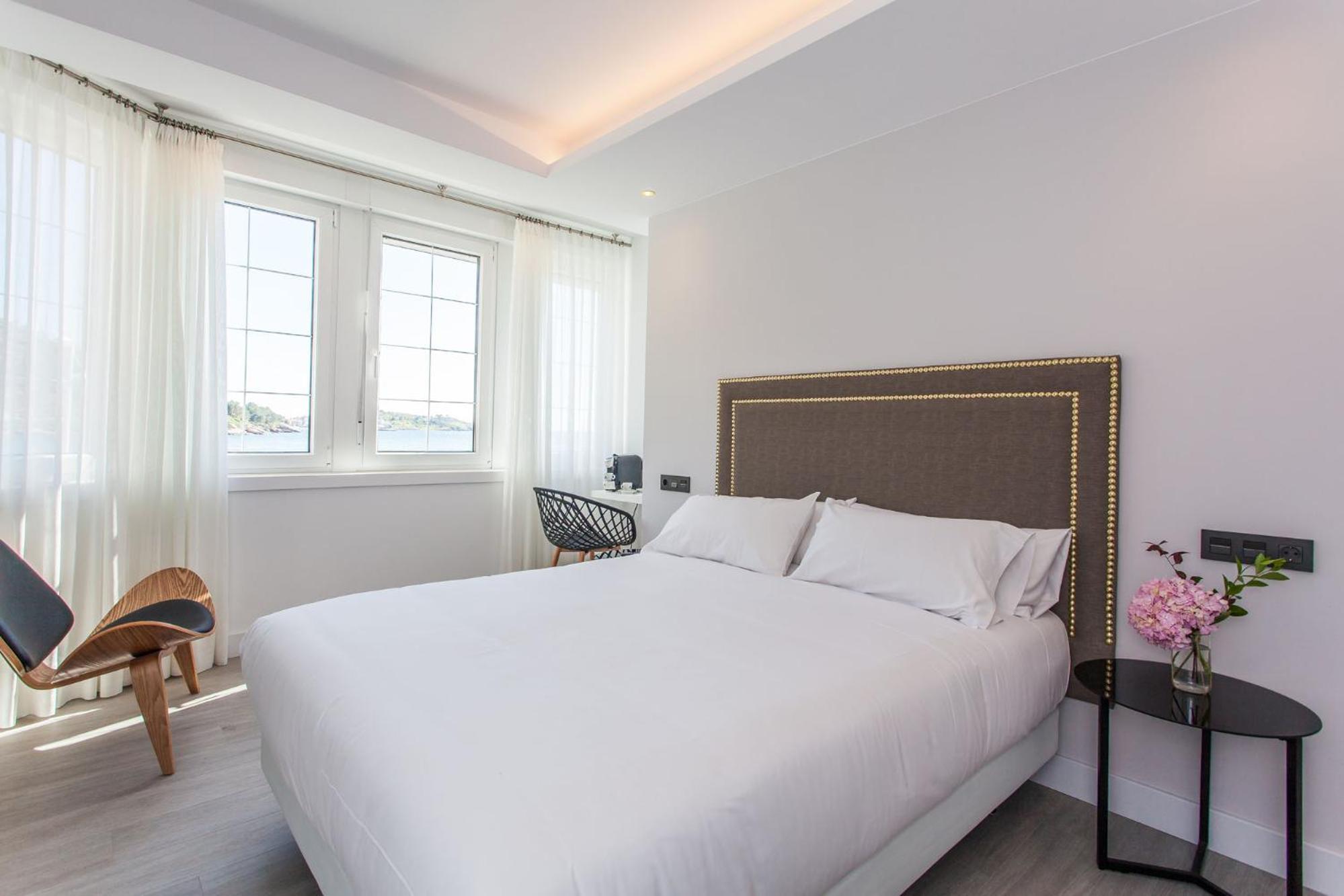 Double Room with Sea View photo 2