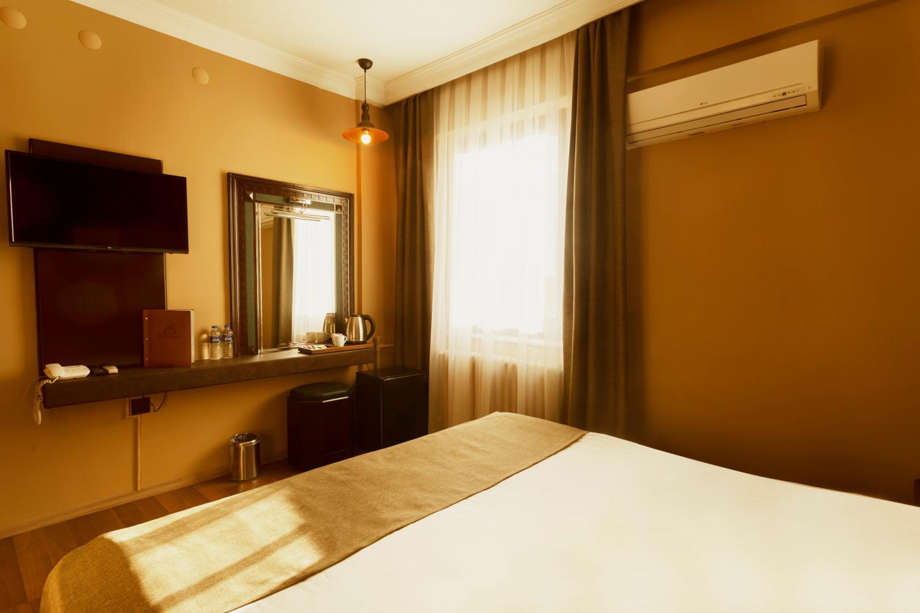 Standard Suite photo 2
