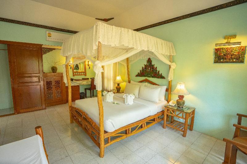 Villa with Private Pool photo 1