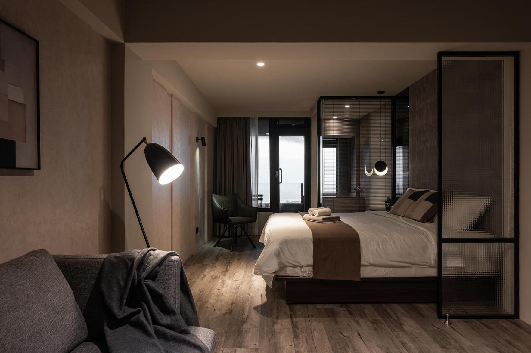 Deluxe Double Room with Balcony and Sea View