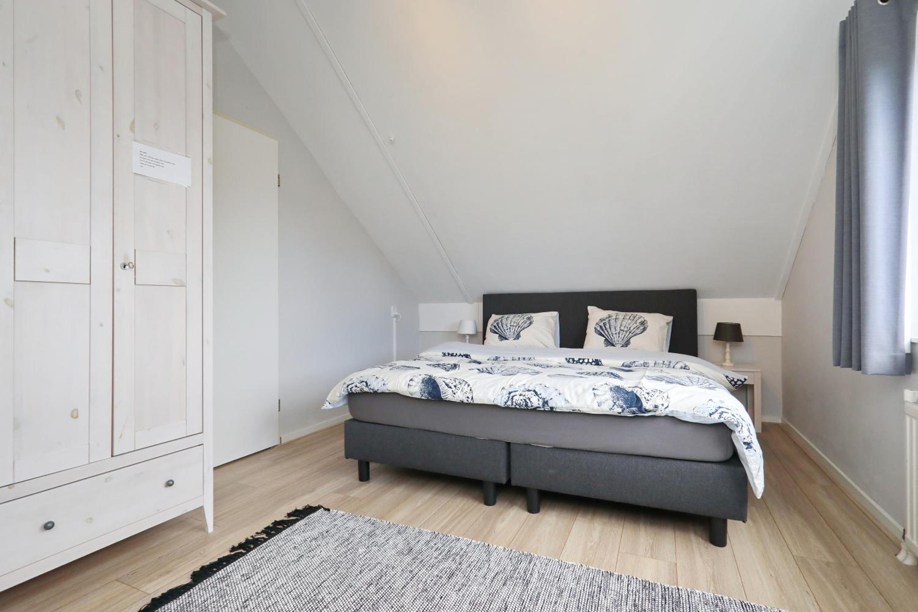 Three-Bedroom House - Photo 1