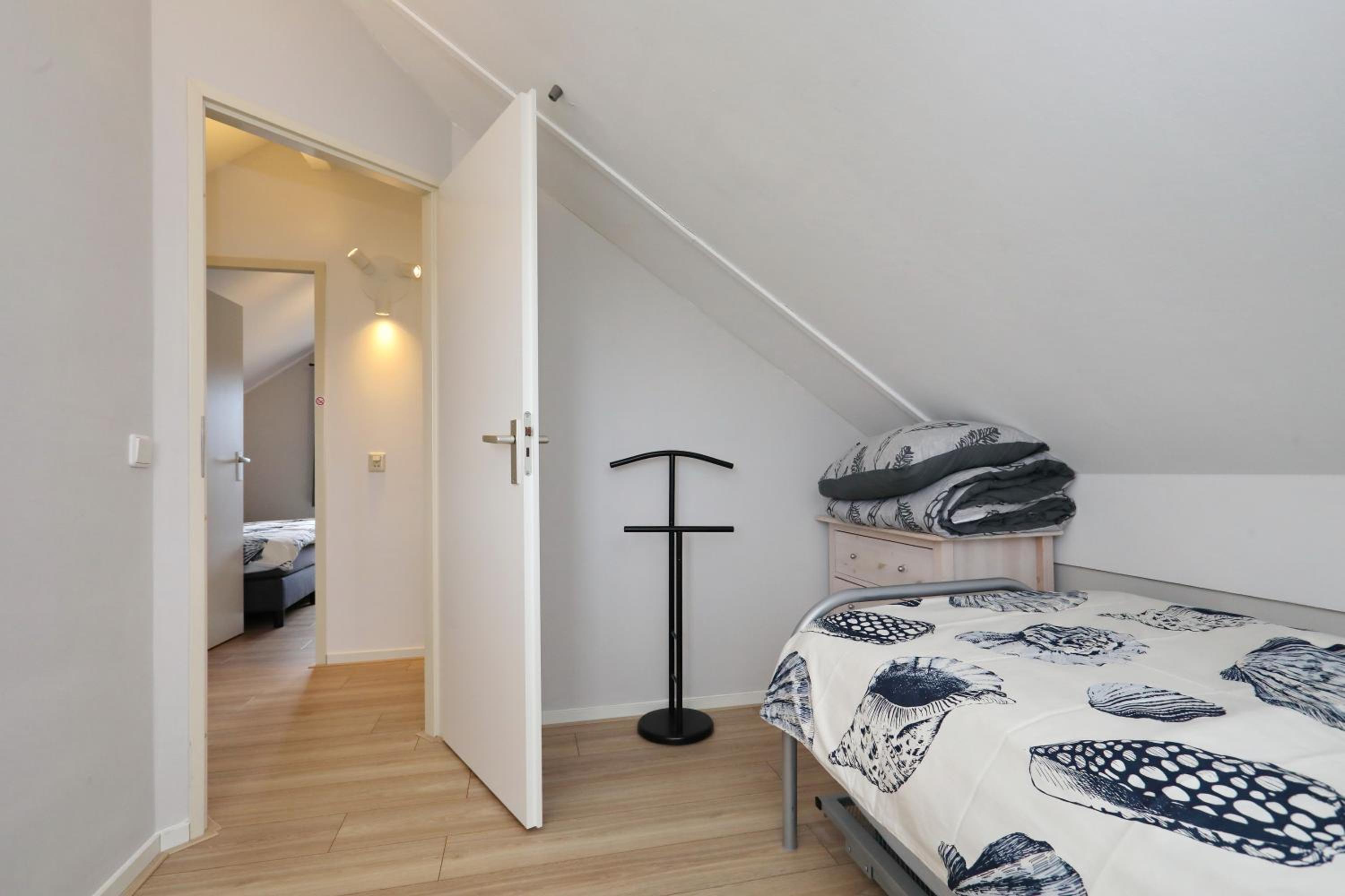 Three-Bedroom House - Photo 12