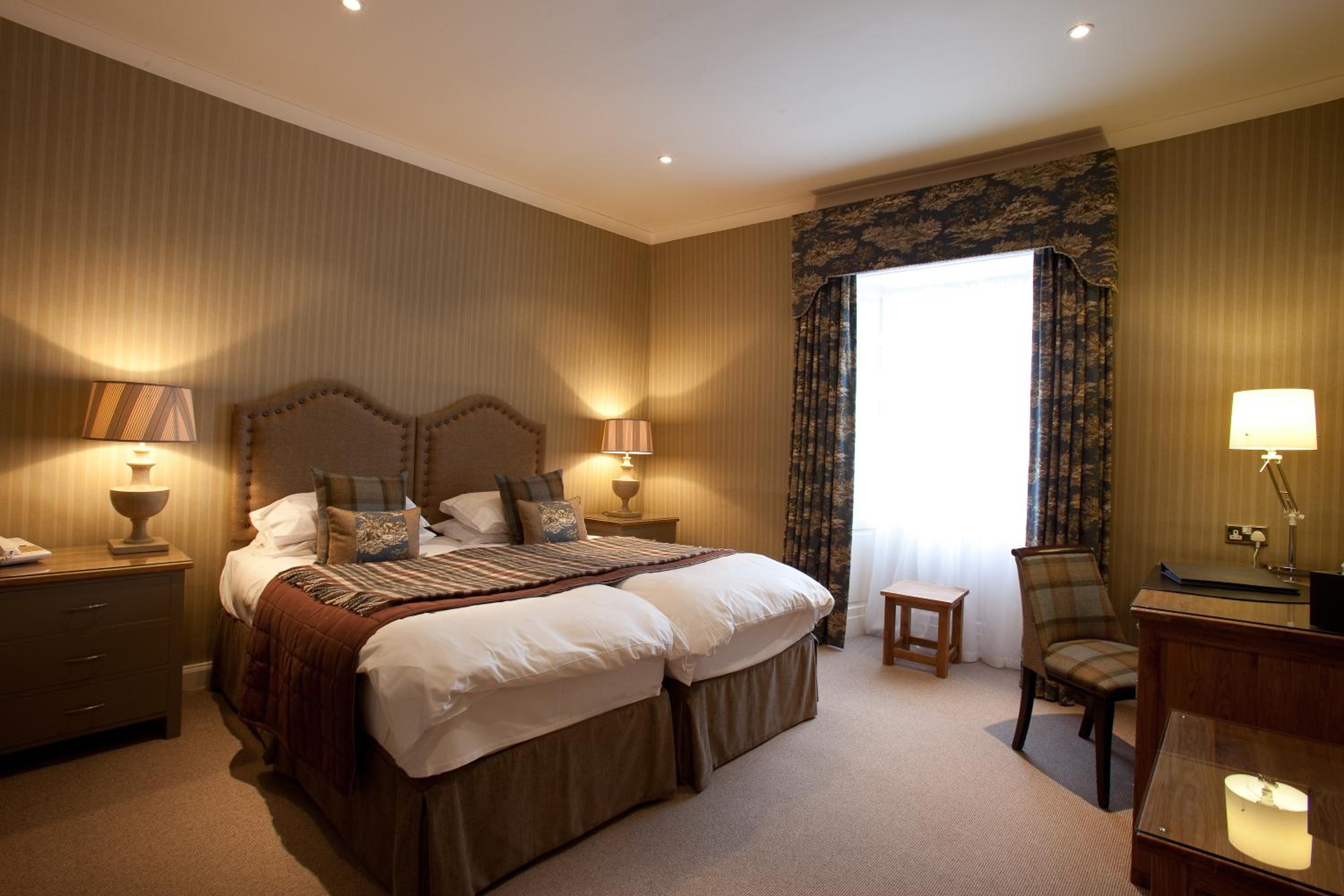 Superior Double or Twin Room photo 3