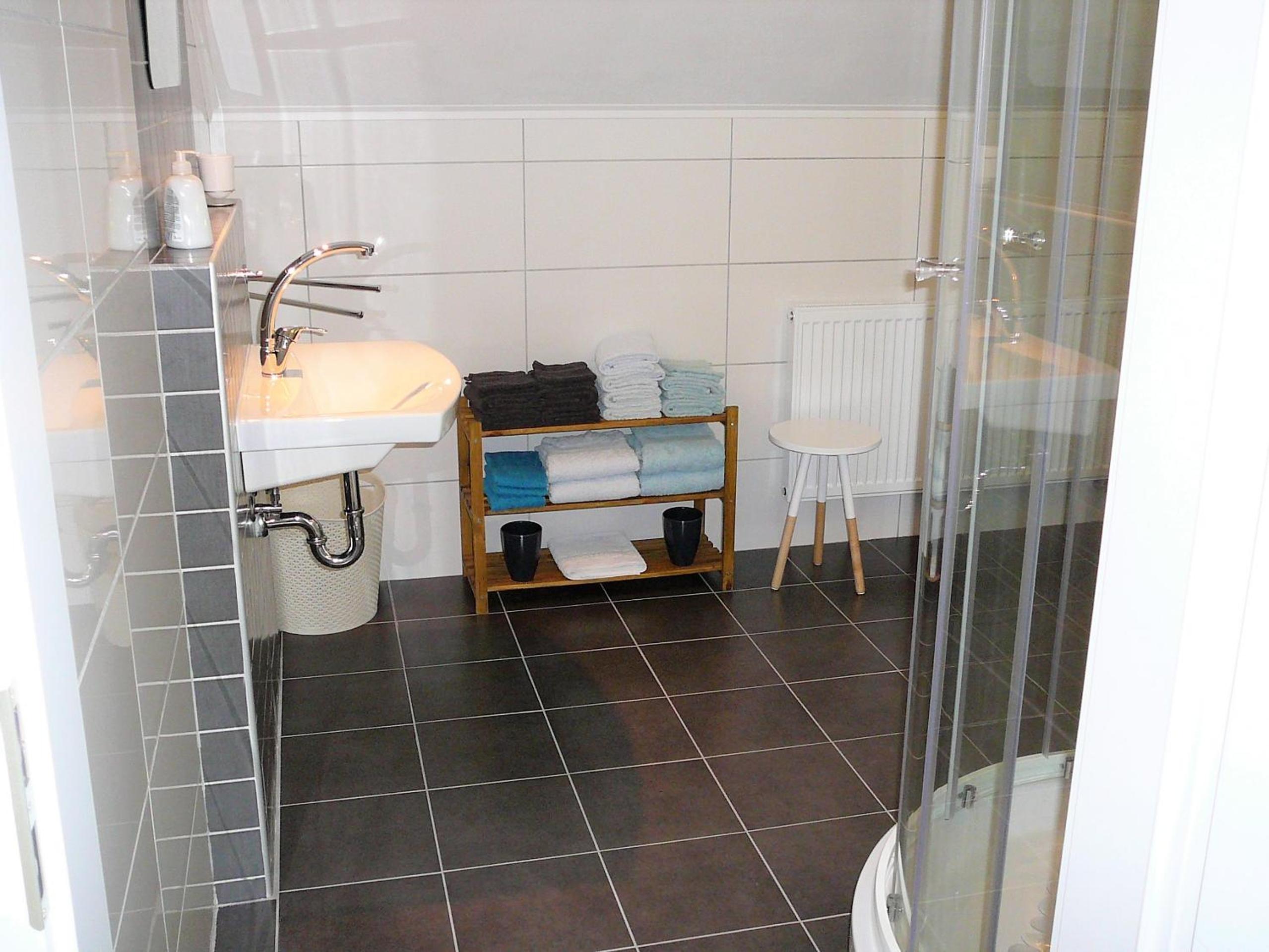 One-Bedroom House photo 2
