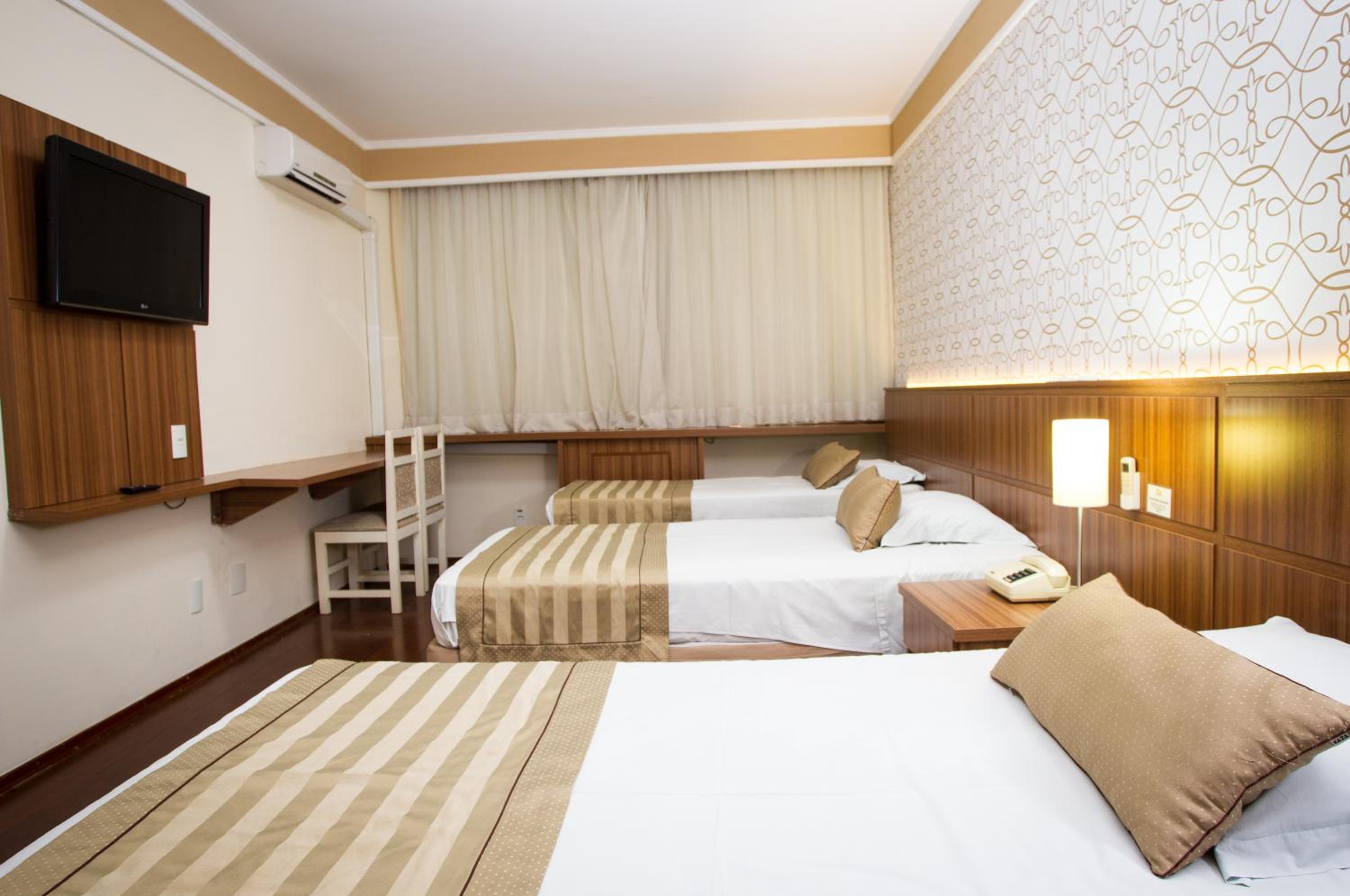 Deluxe Triple Room photo 1