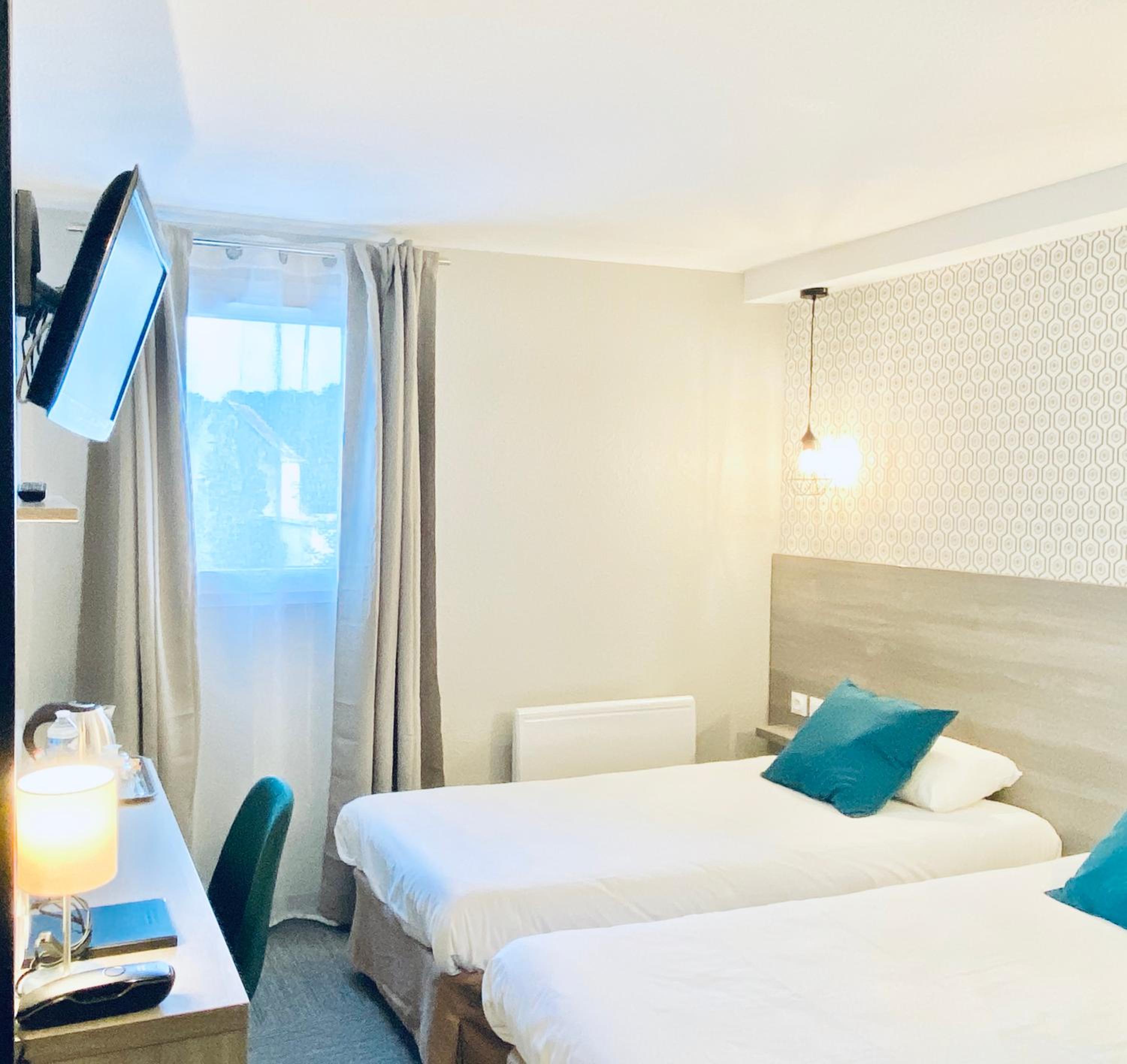 Classic Twin Room - Photo 5