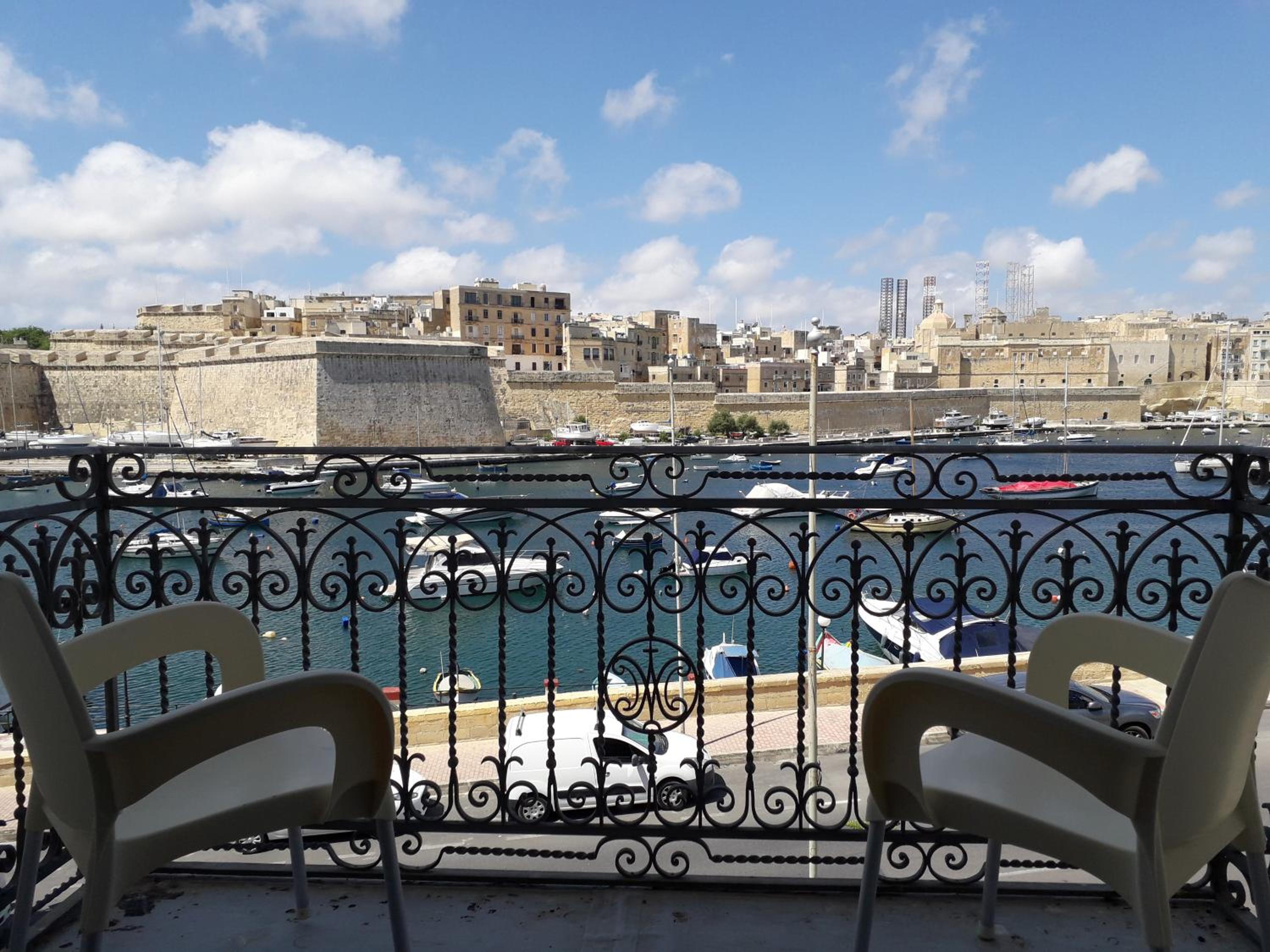 Deluxe Triple Room with Sea View