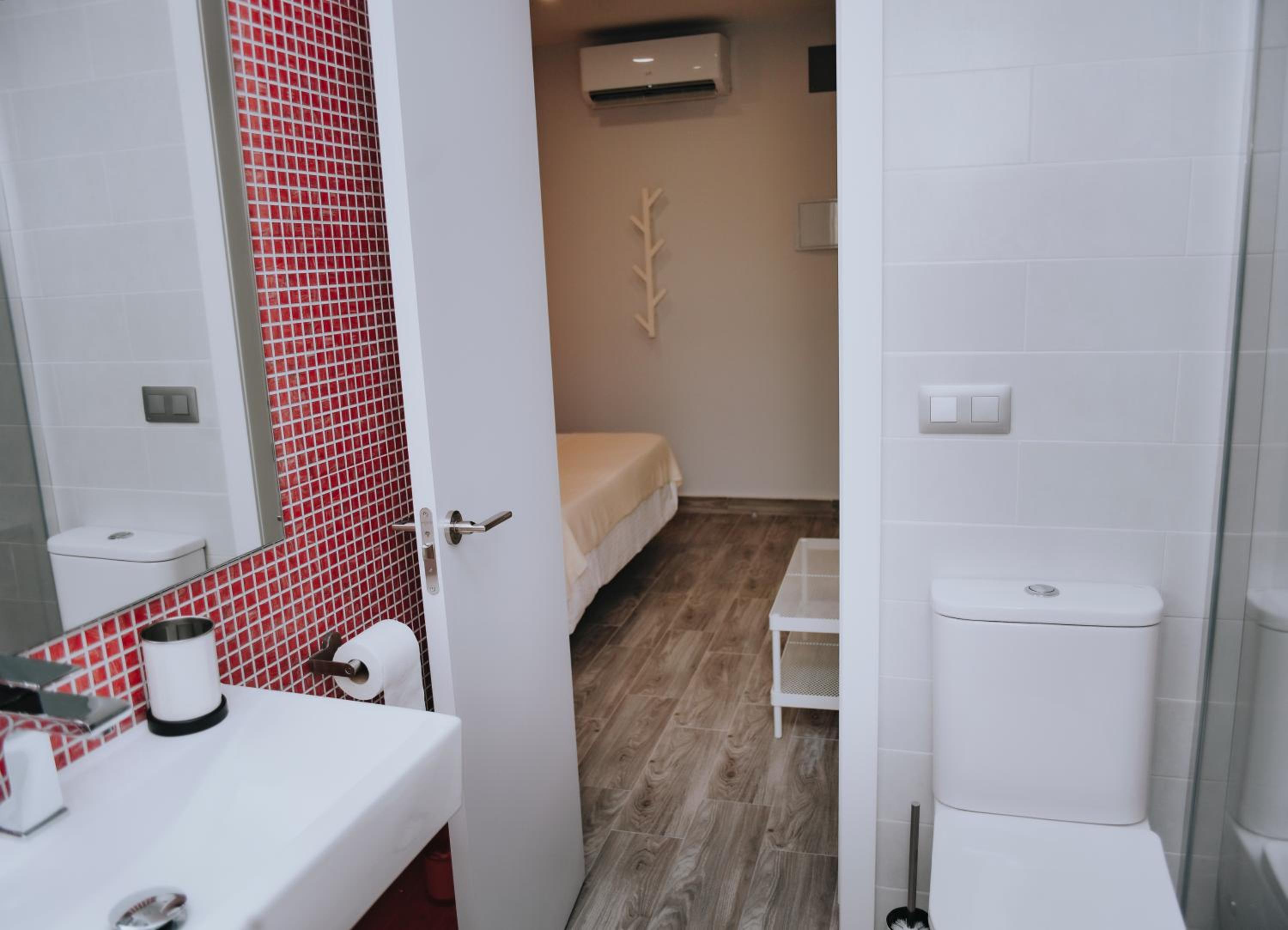 Apartment with Terrace - Jupiter - Photo 28