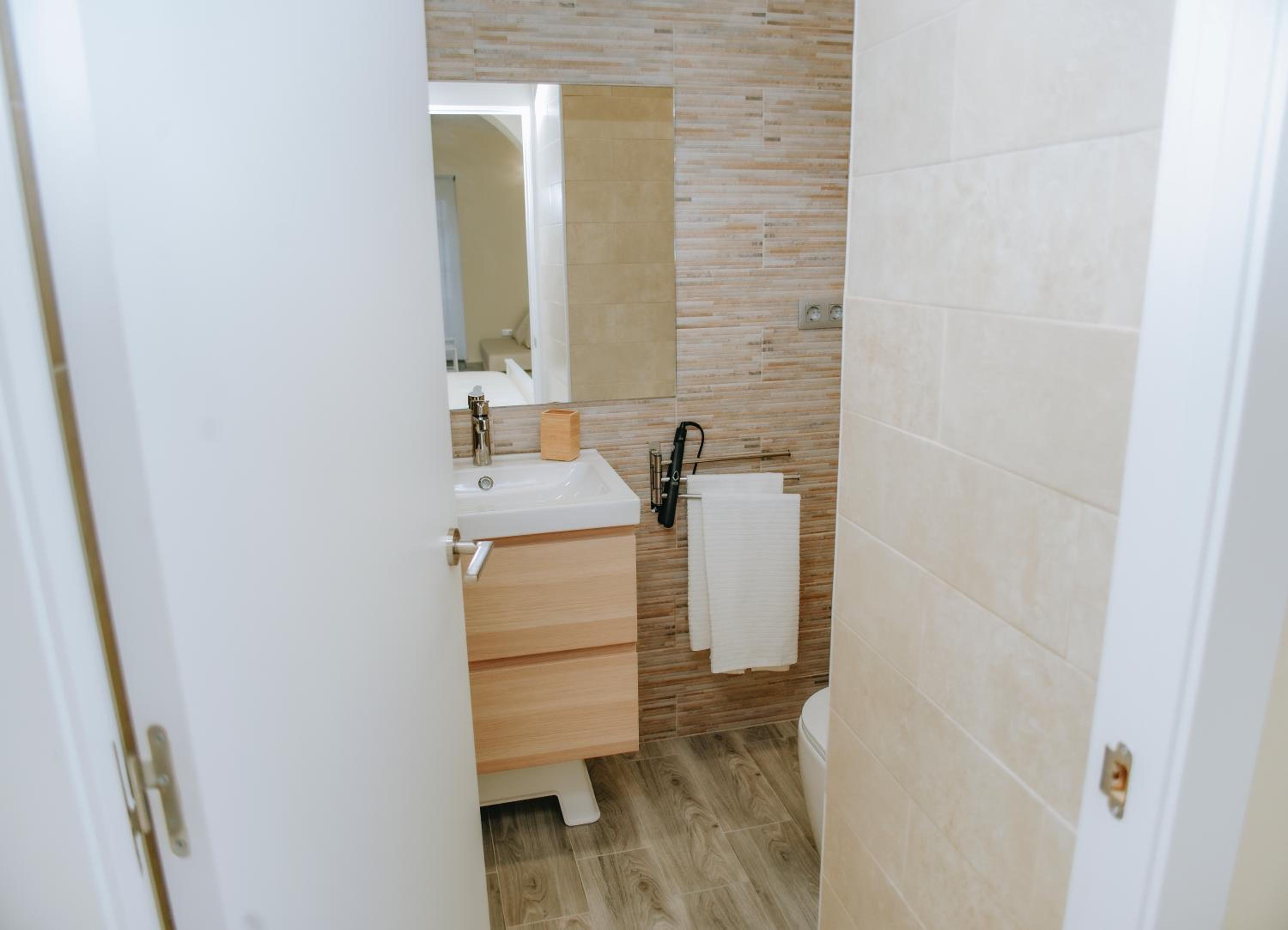 One-Bedroom Apartment - Octavio Augusto - Photo 32
