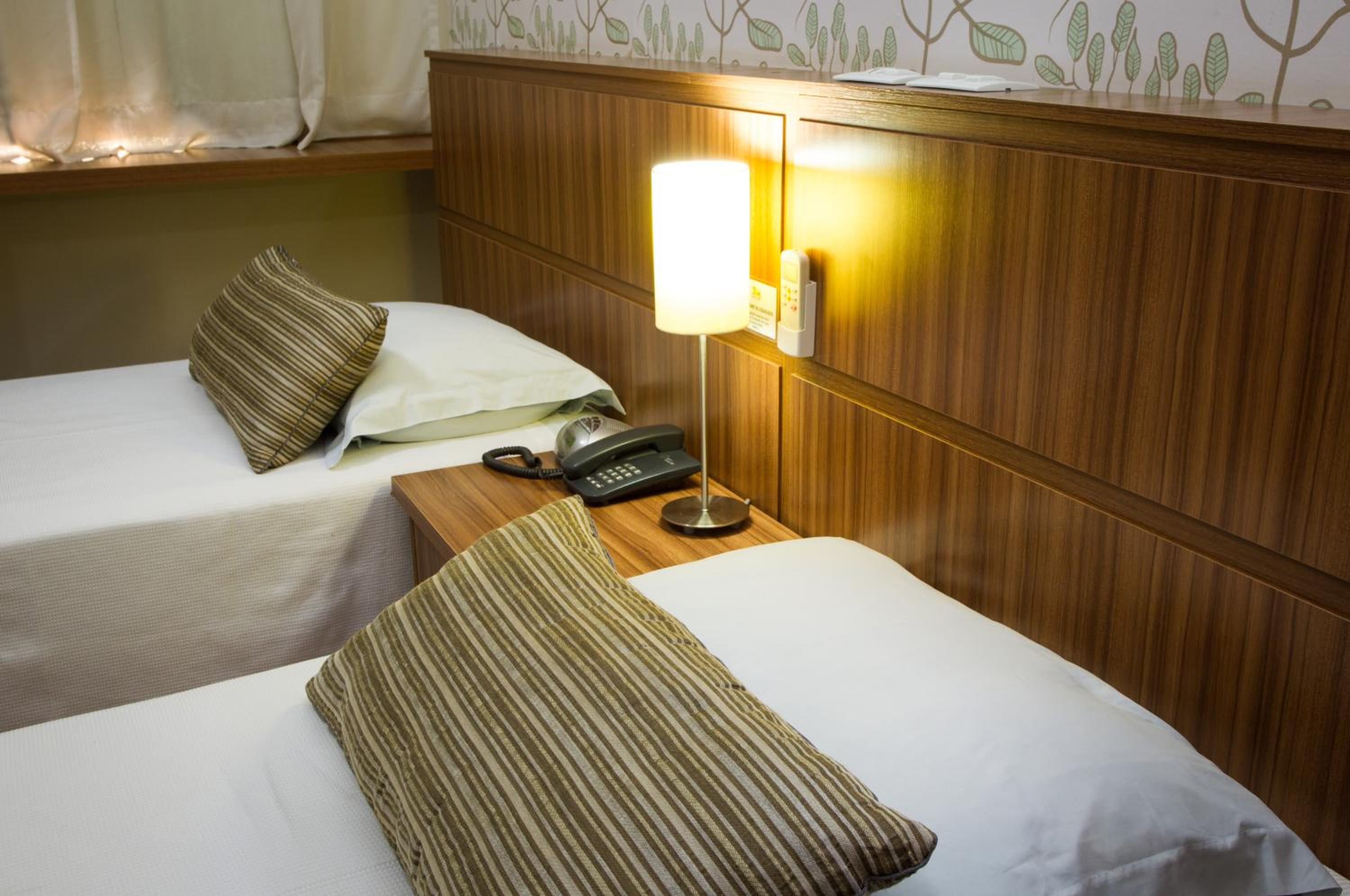 Deluxe Twin Room photo 2