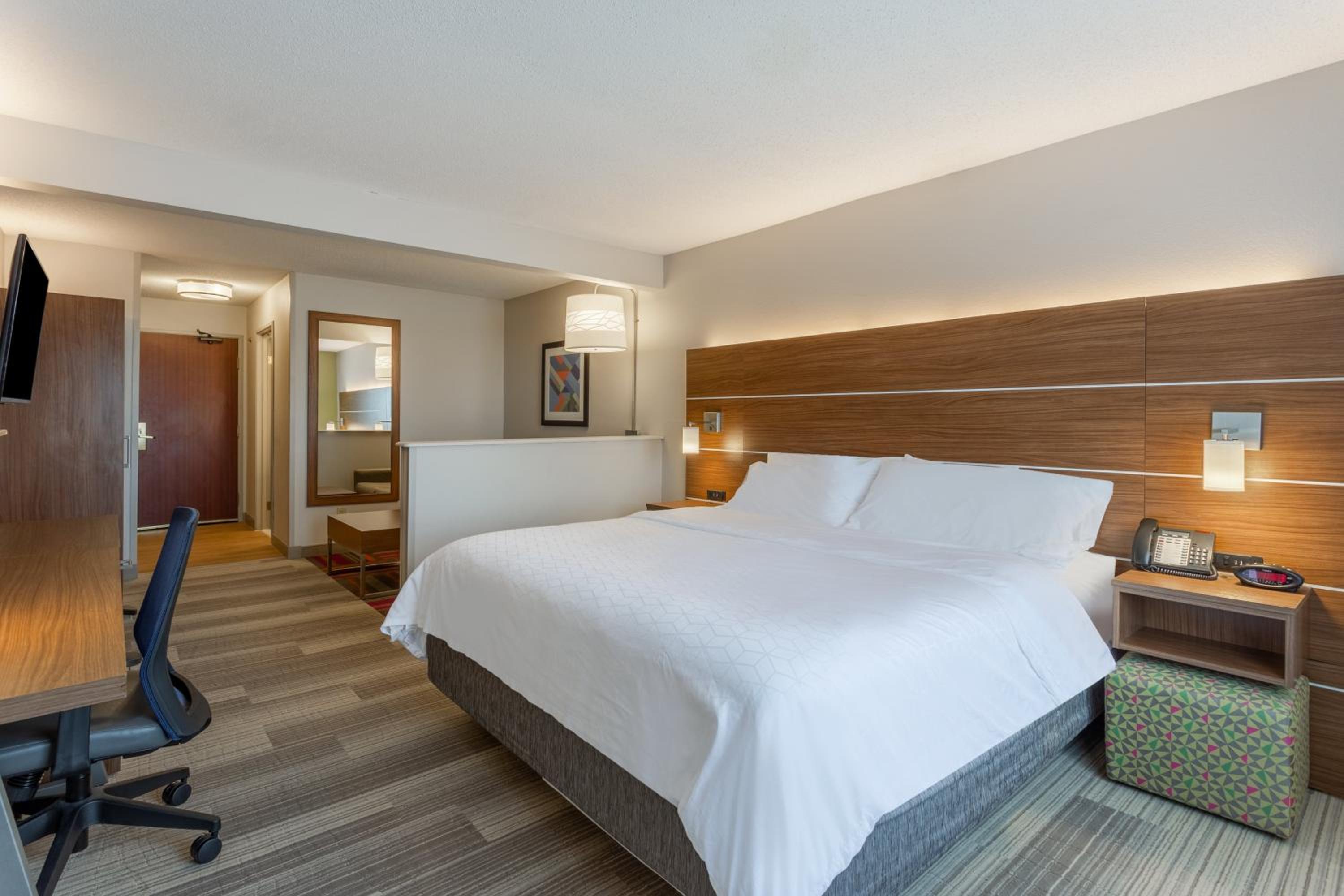 King Suite with Sofa Bed - Photo 2