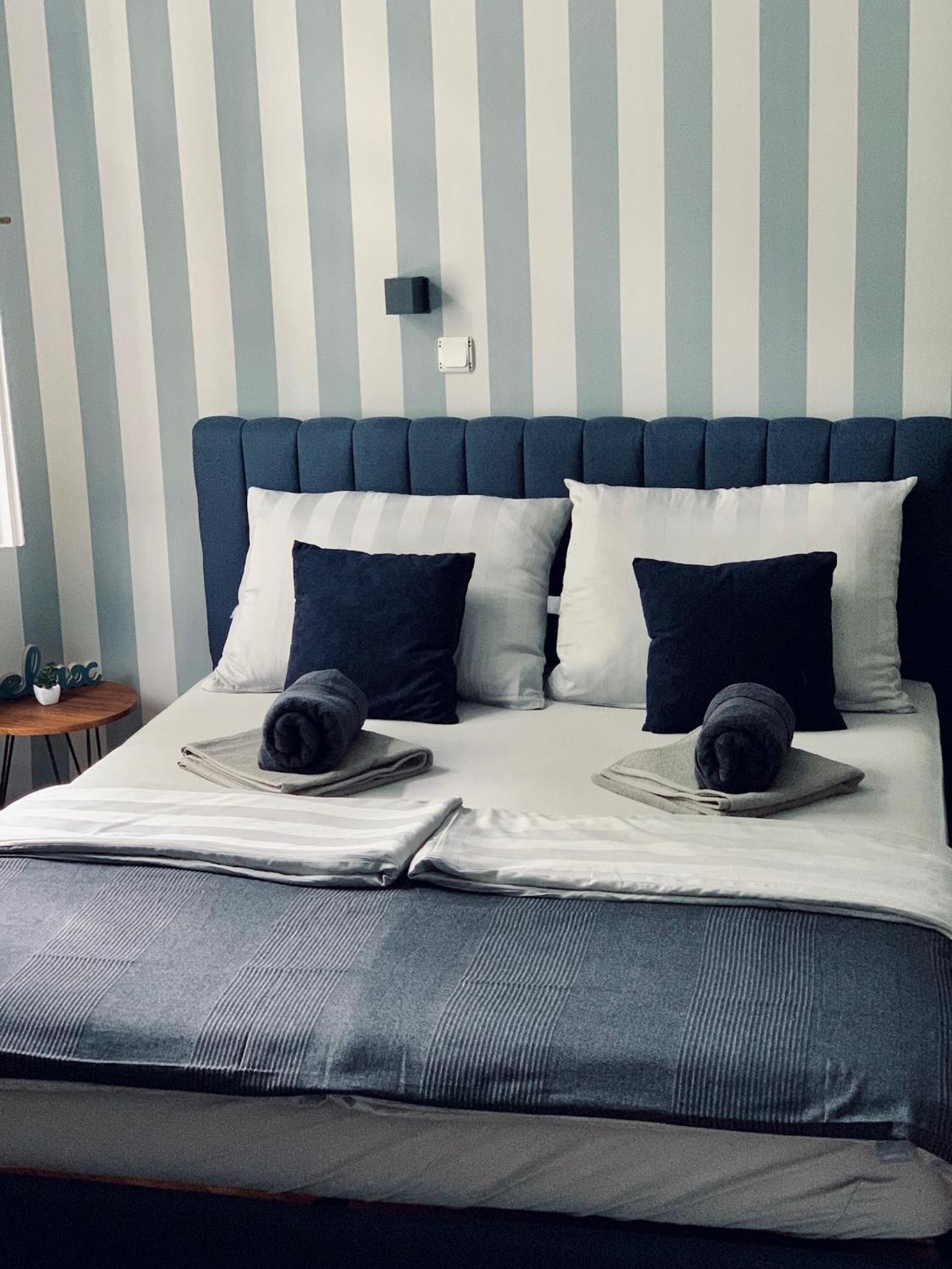 Deluxe Double Room With Shower
