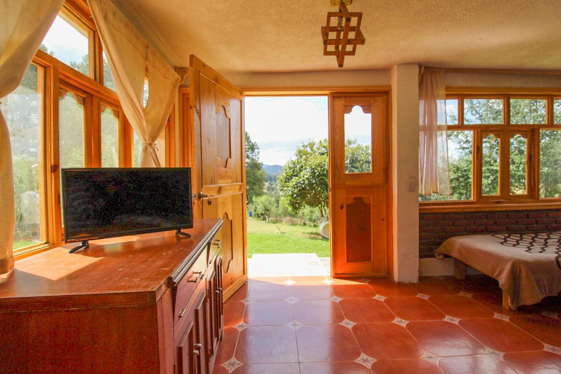 Family Room with Mountain View photo 1
