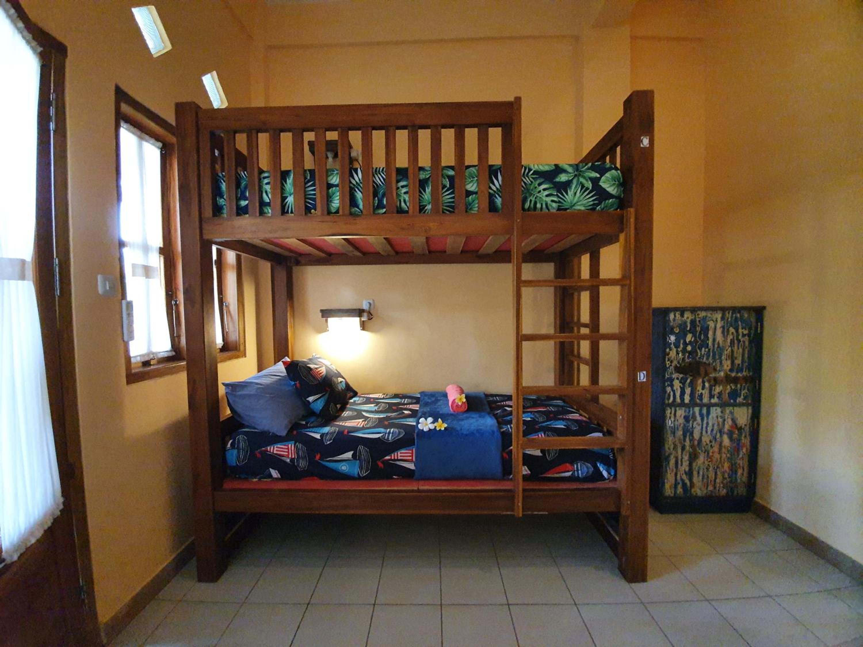 Single Bed in 4-Bed Dormitory Room photo 1
