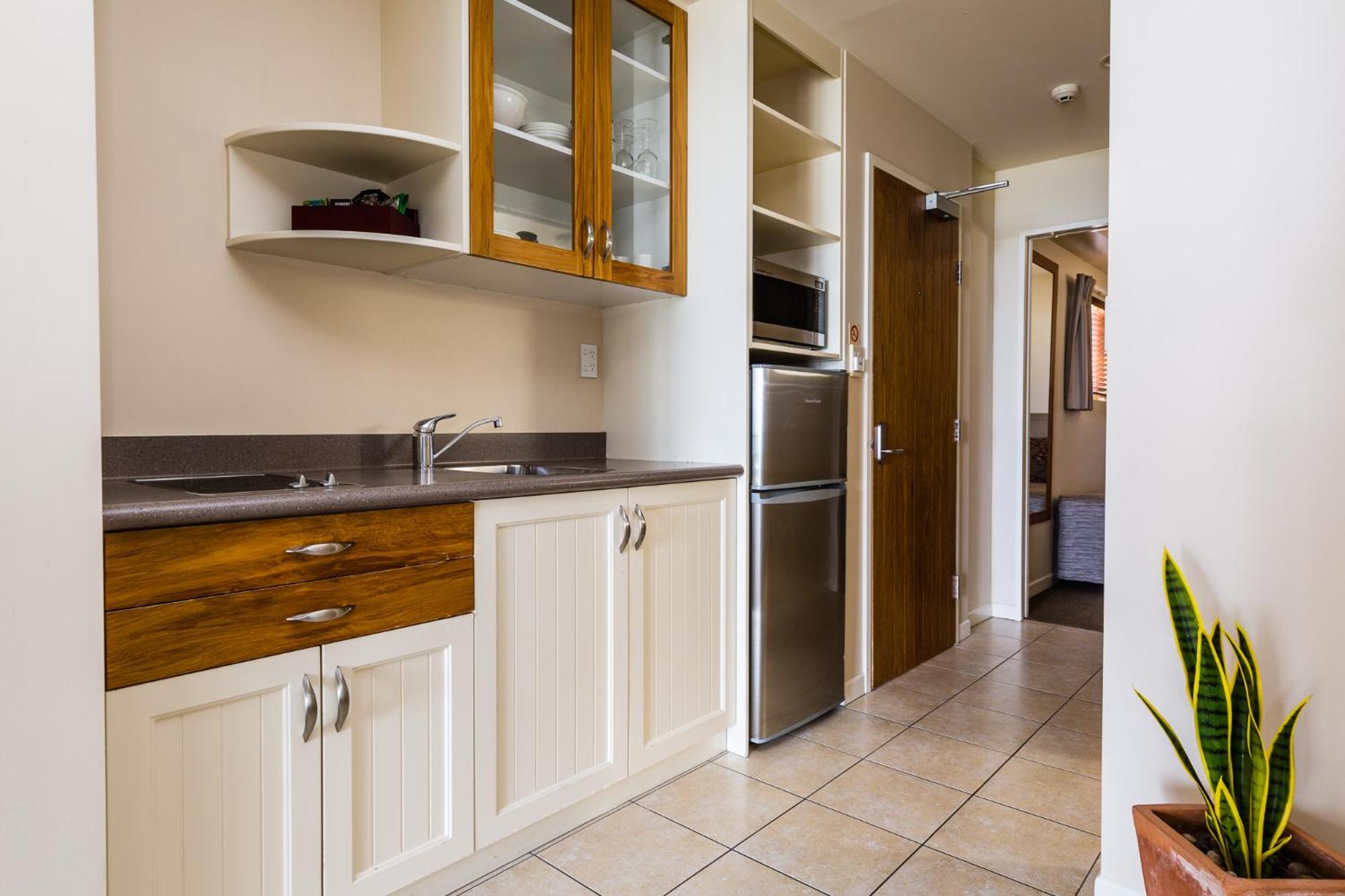 Luxury Upper Level Family Suite - Sleeps 5