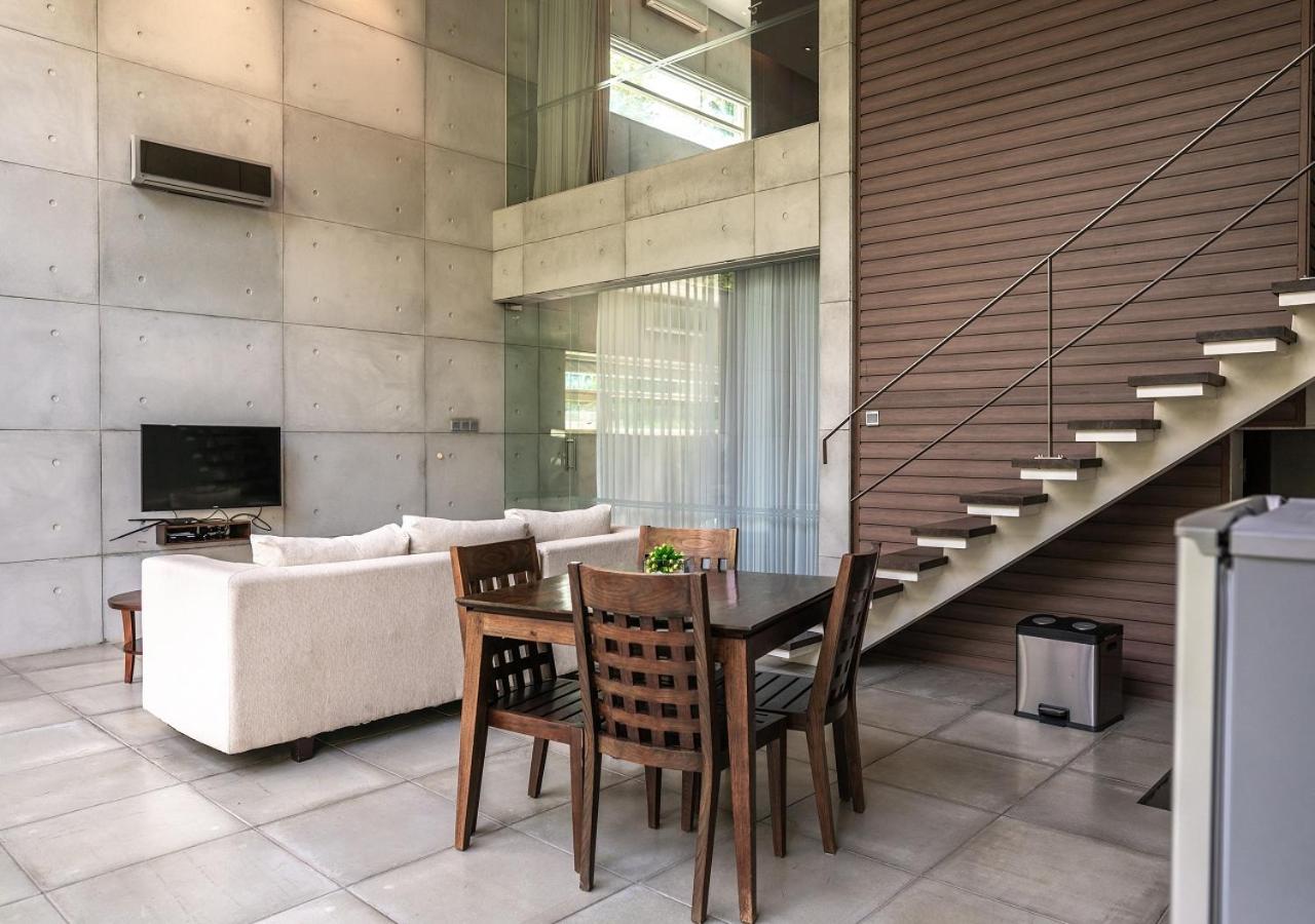 Two-Bedroom Villa - Photo 3