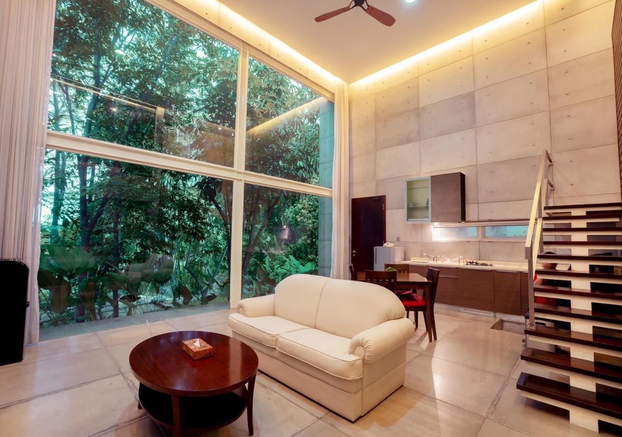Two-Bedroom Villa - Photo 4