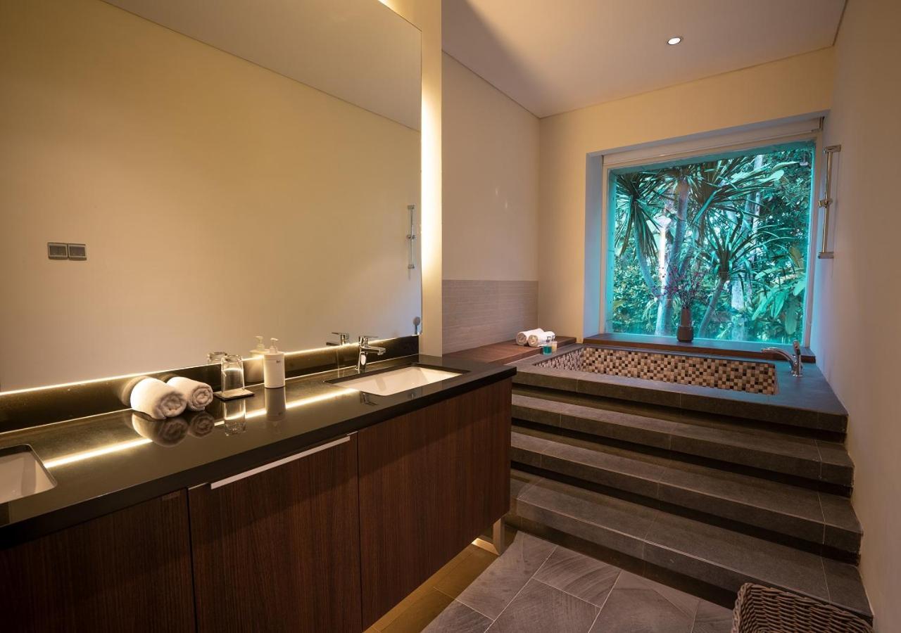 Three-Bedroom Villa - Photo 3