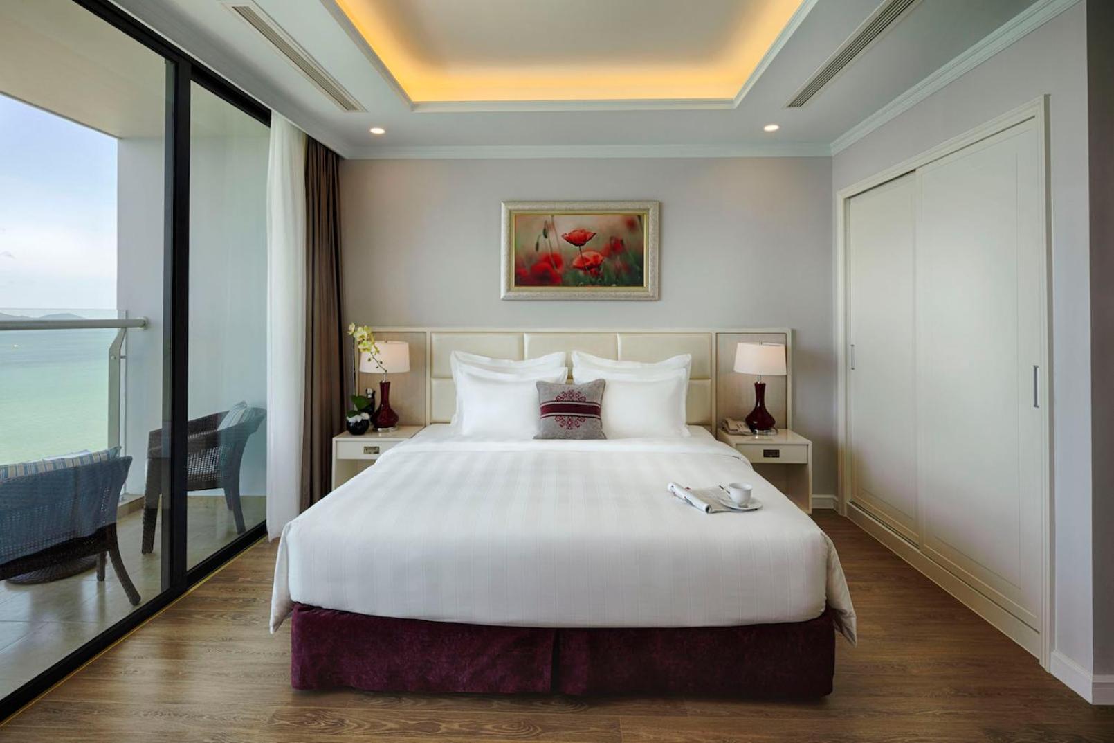 Studio Ocean View King Bed photo 2