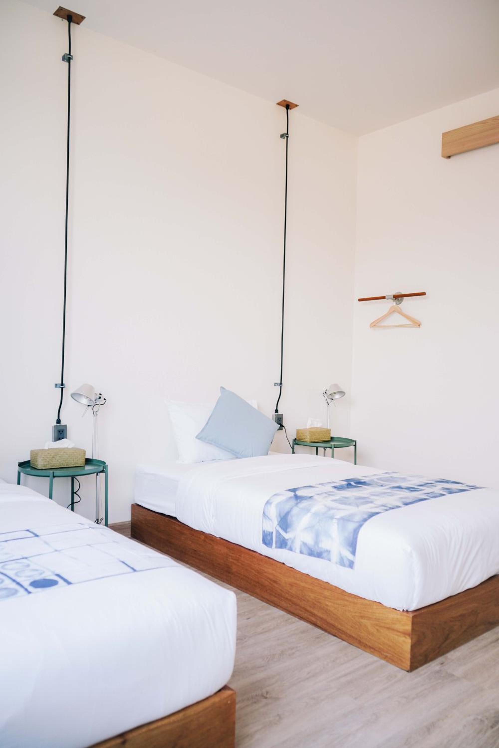 Standard Twin Room - Photo 2