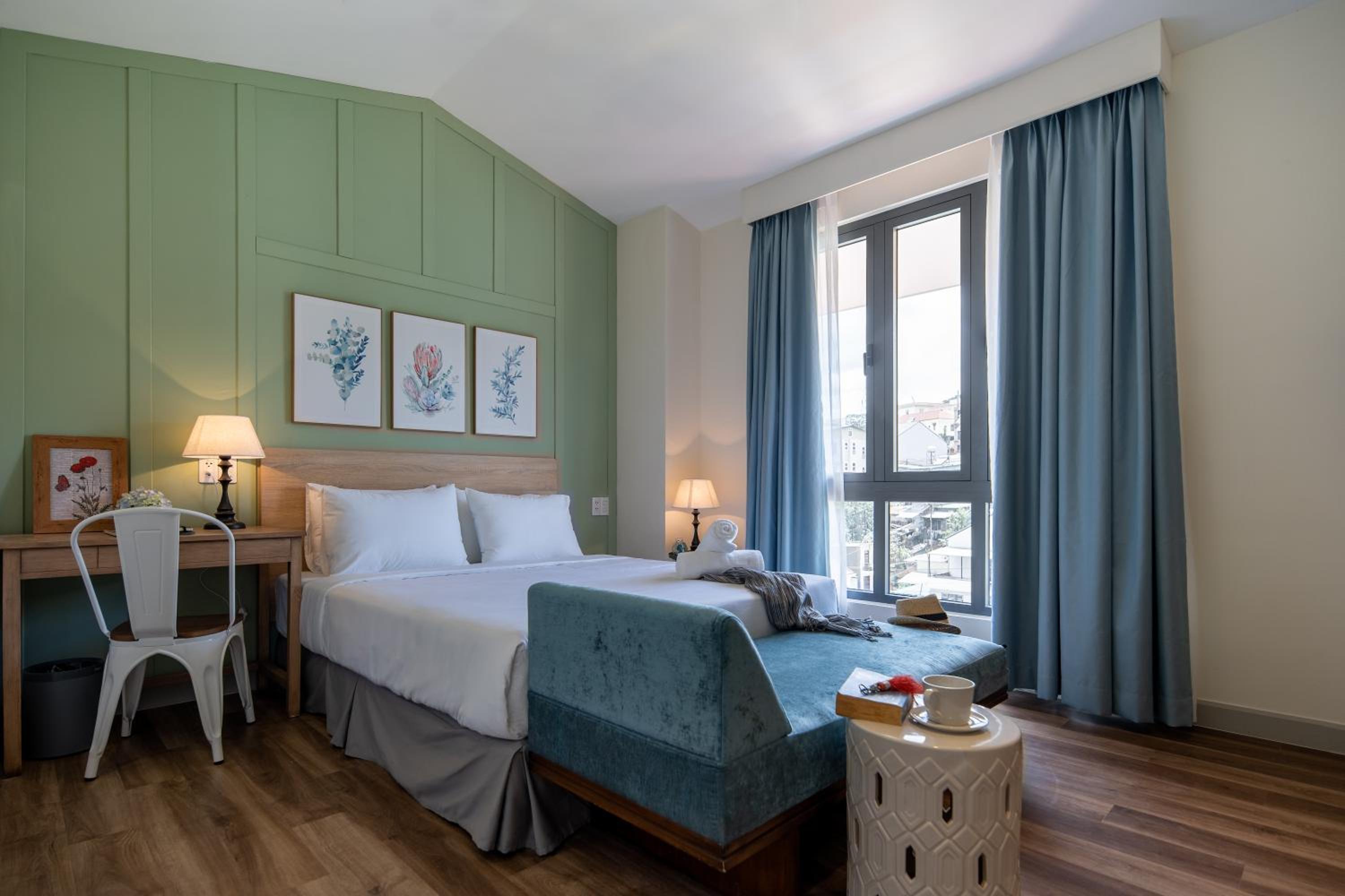 Suite with Garden View - Photo 1