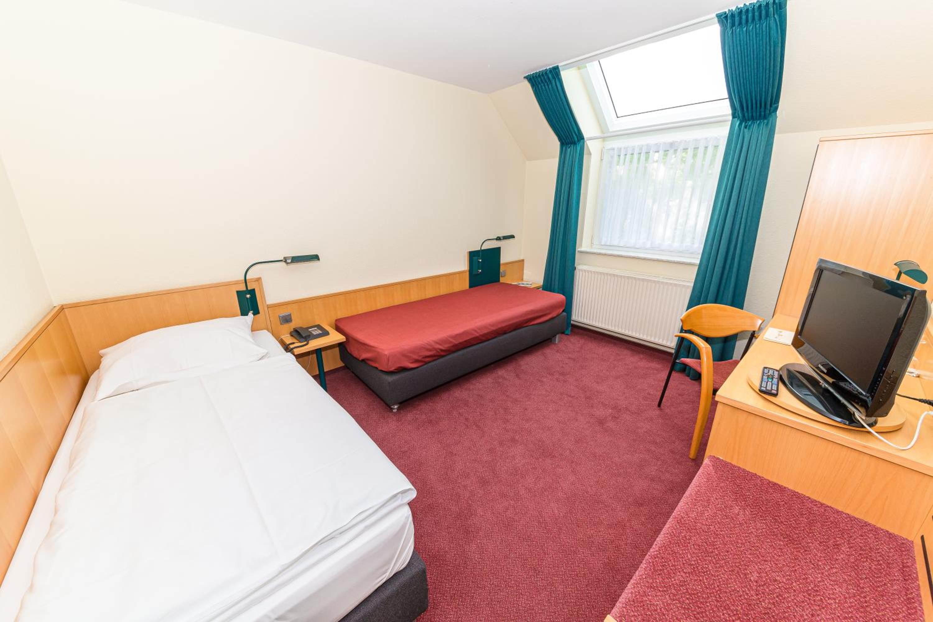Single Room photo 1