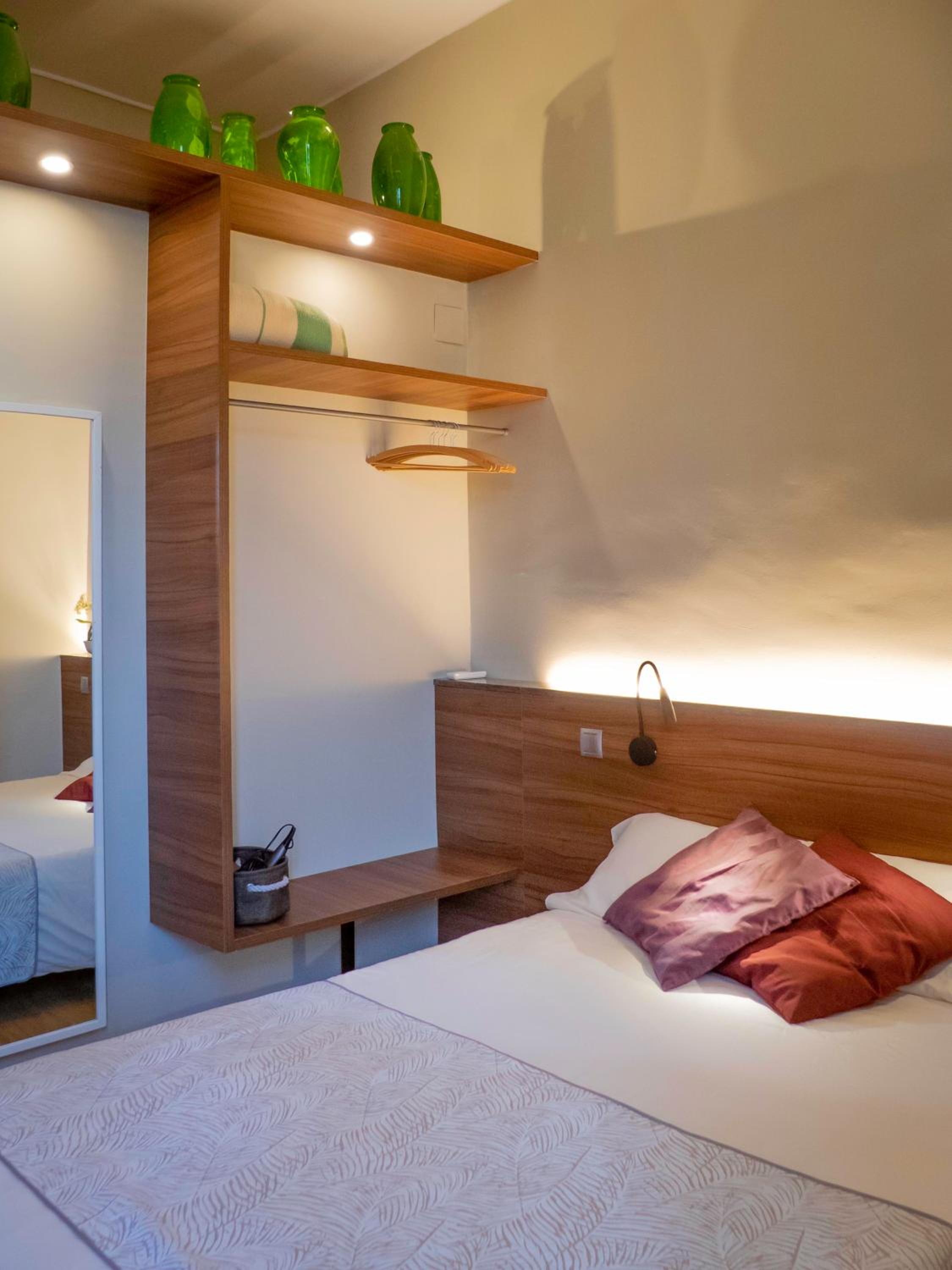 Habitación Doble con Baño Privado