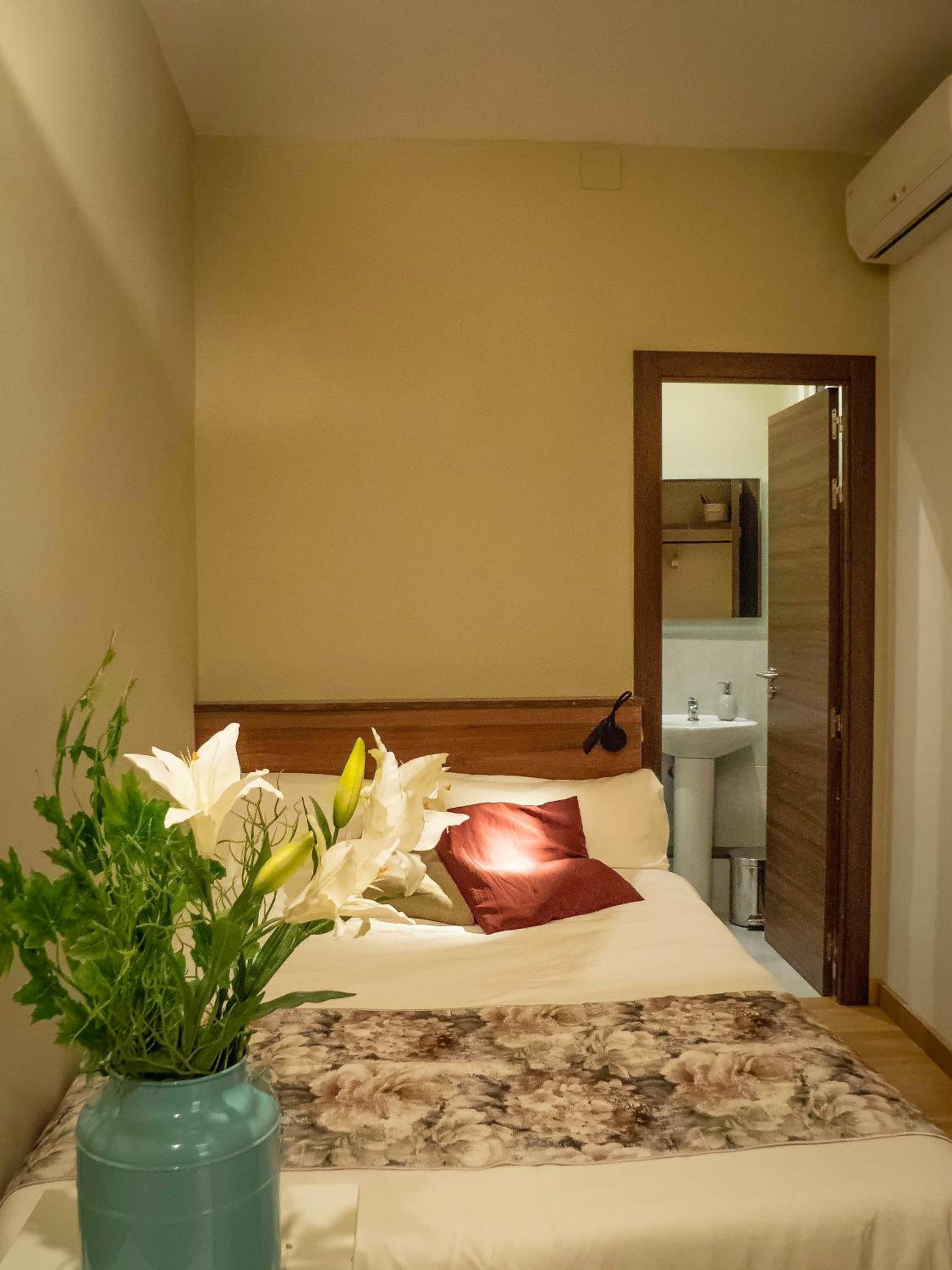 Habitación Individual Interior con Baño Privado