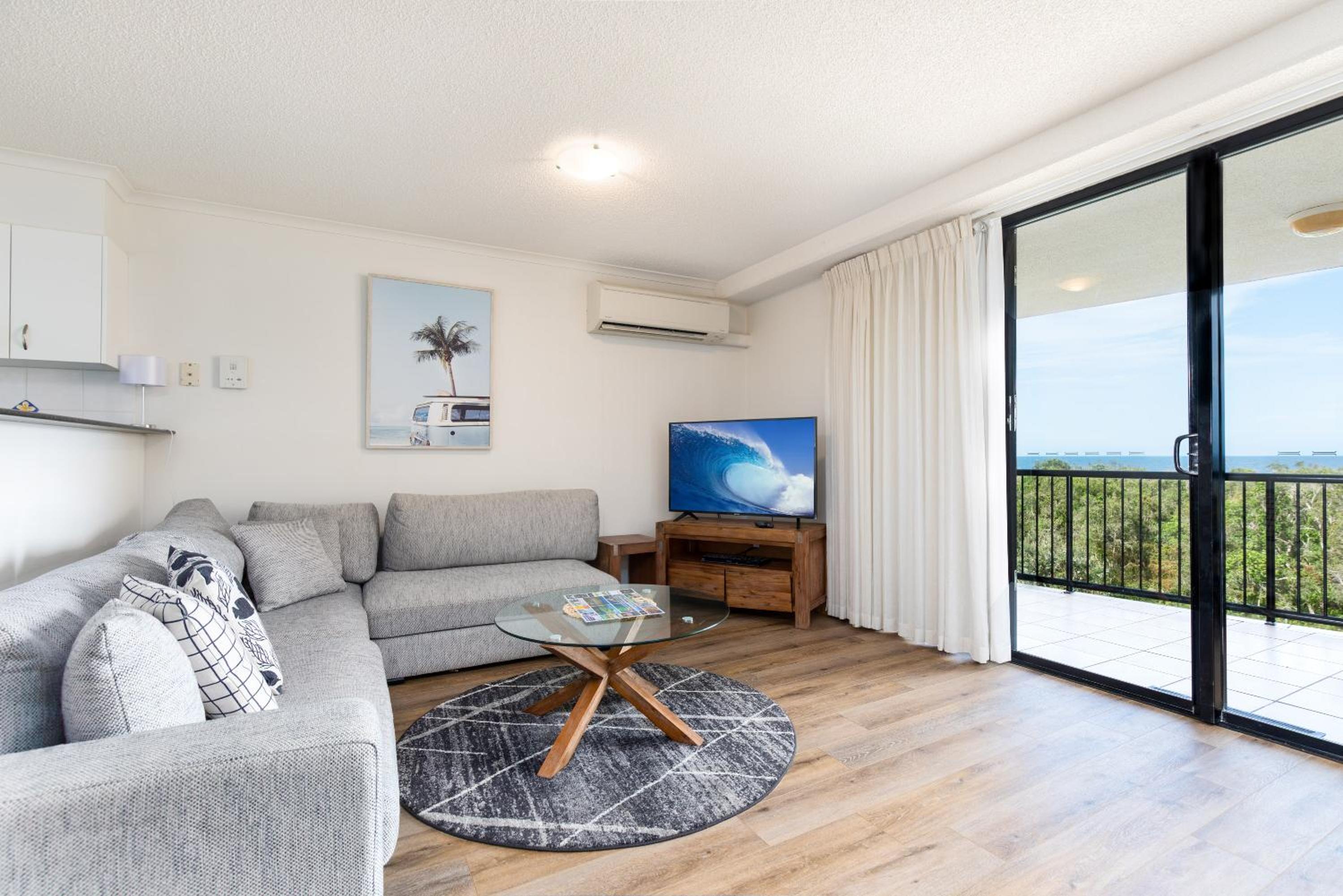 Two-Bedroom Ocean View Apartment