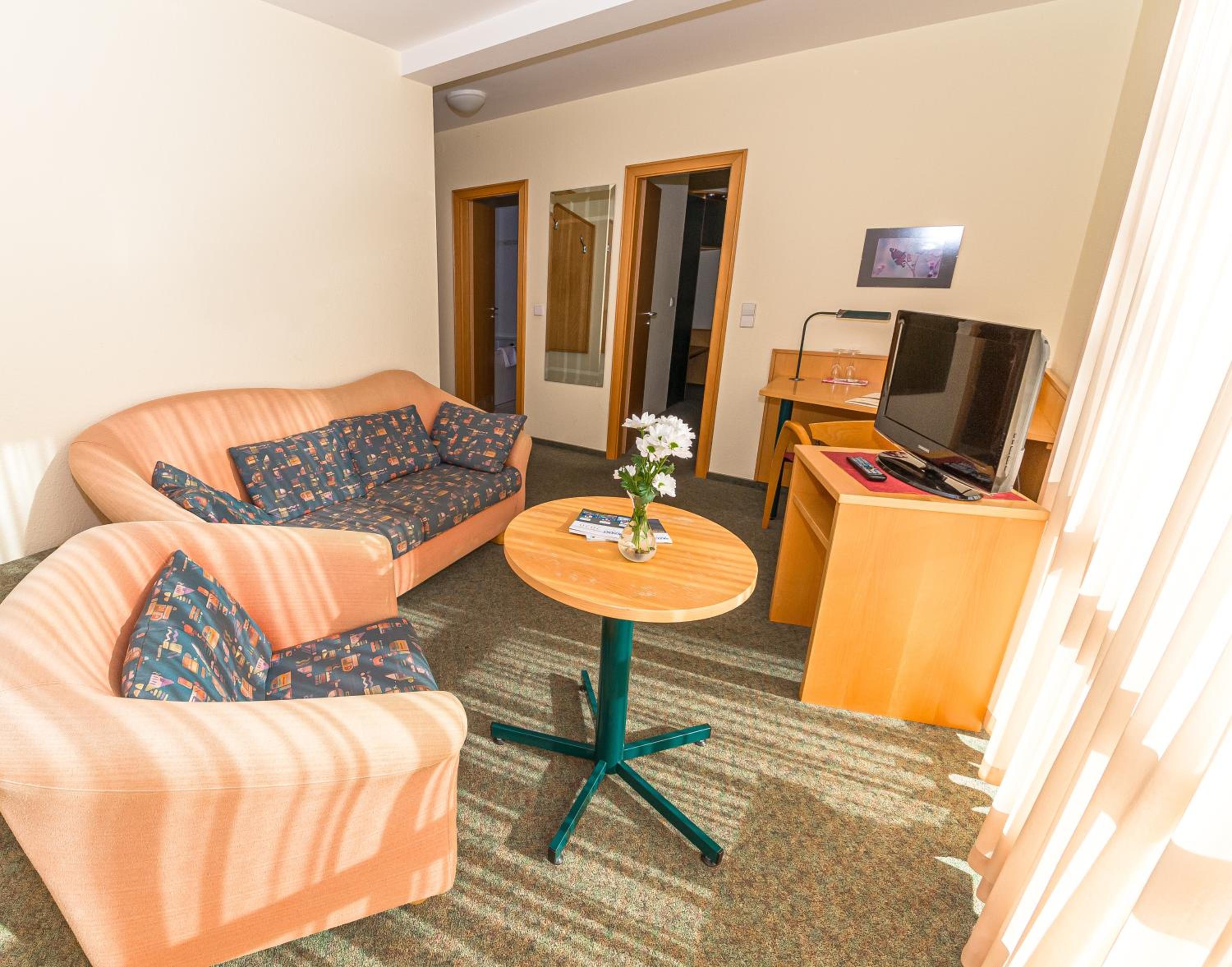 Family Room photo 1