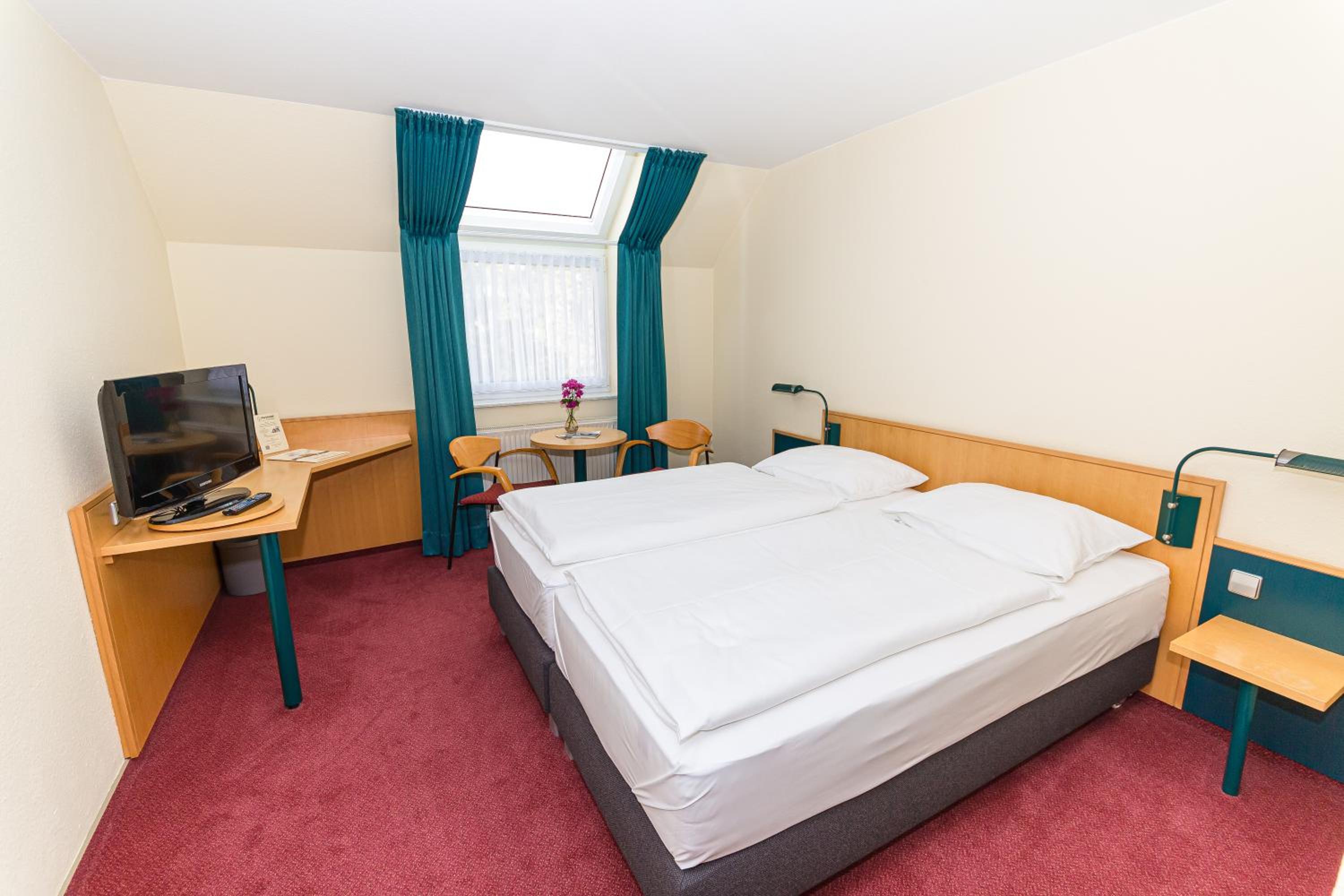 Double Room - Photo 4