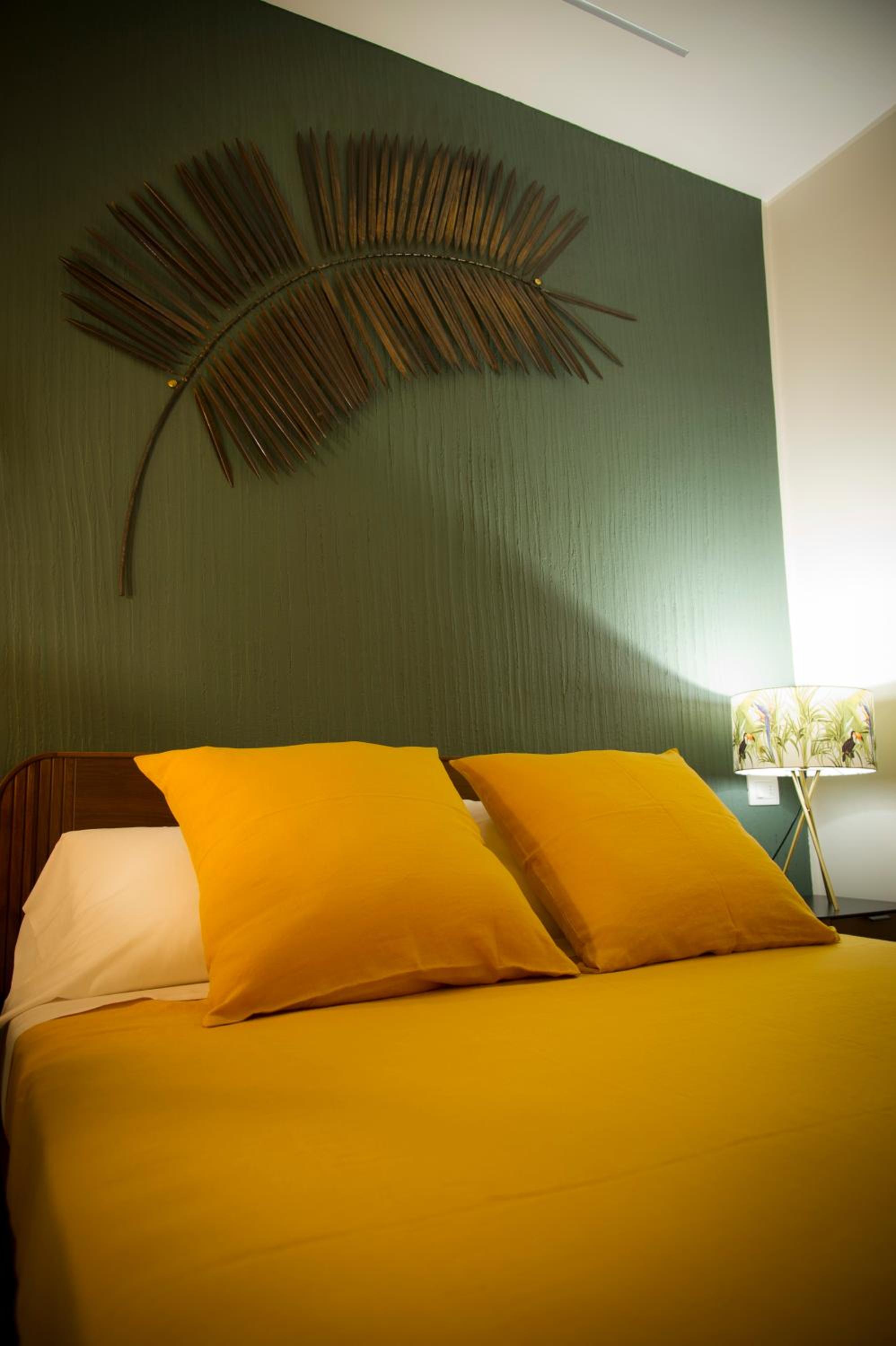 Double Room with Private Bathroom - Photo 8
