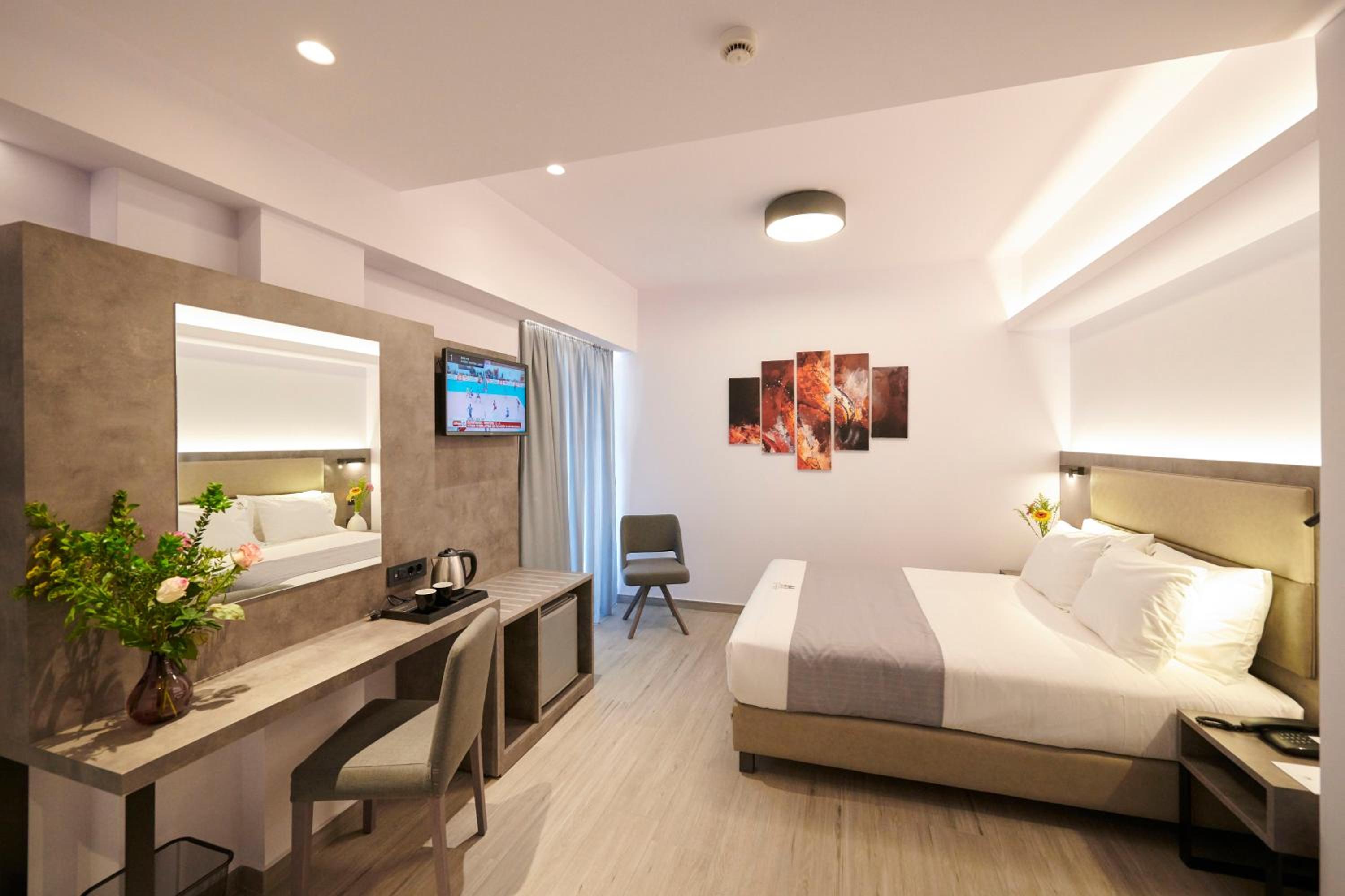 Superior Triple Room photo 3