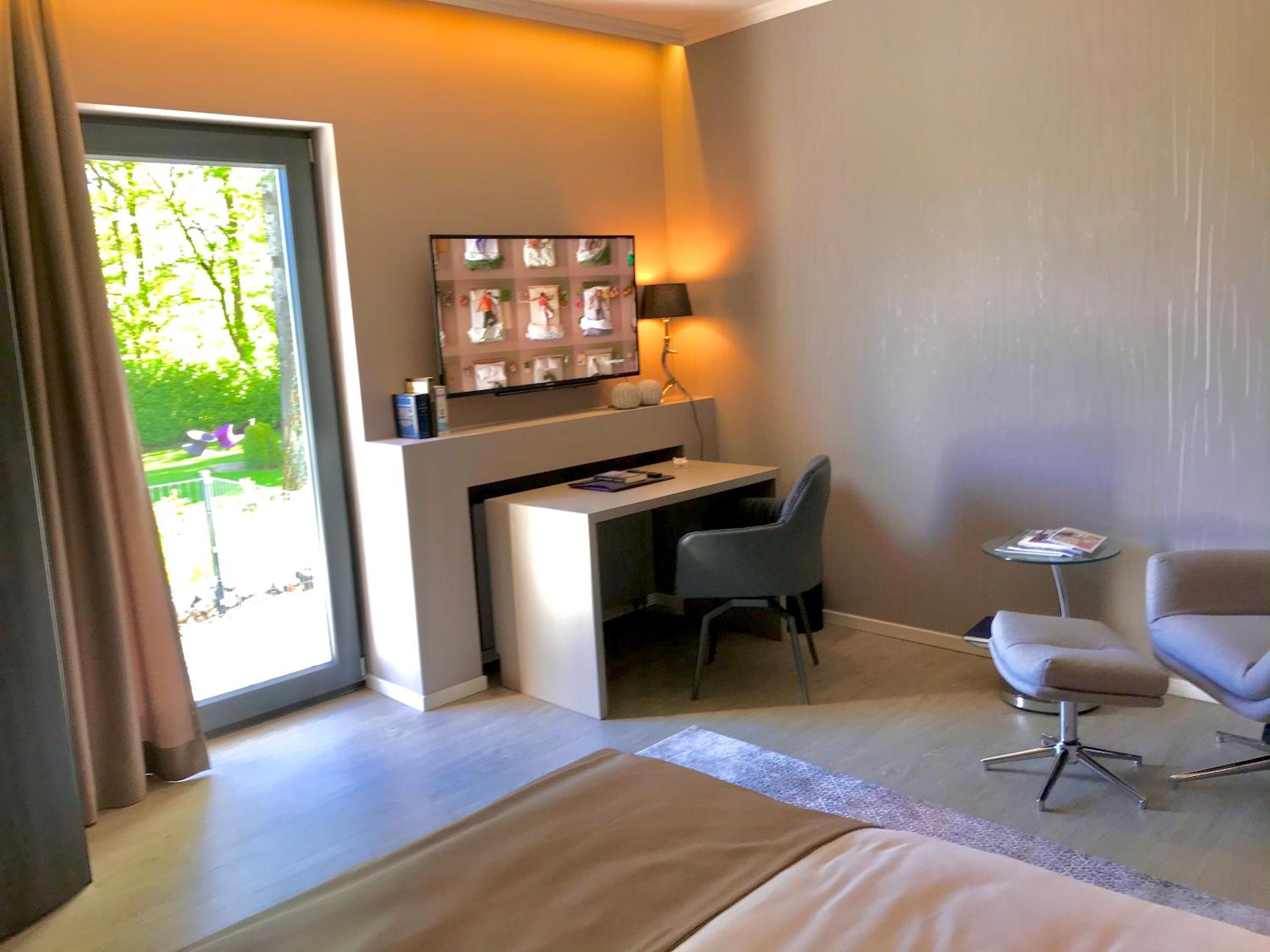 Queen Room photo 3