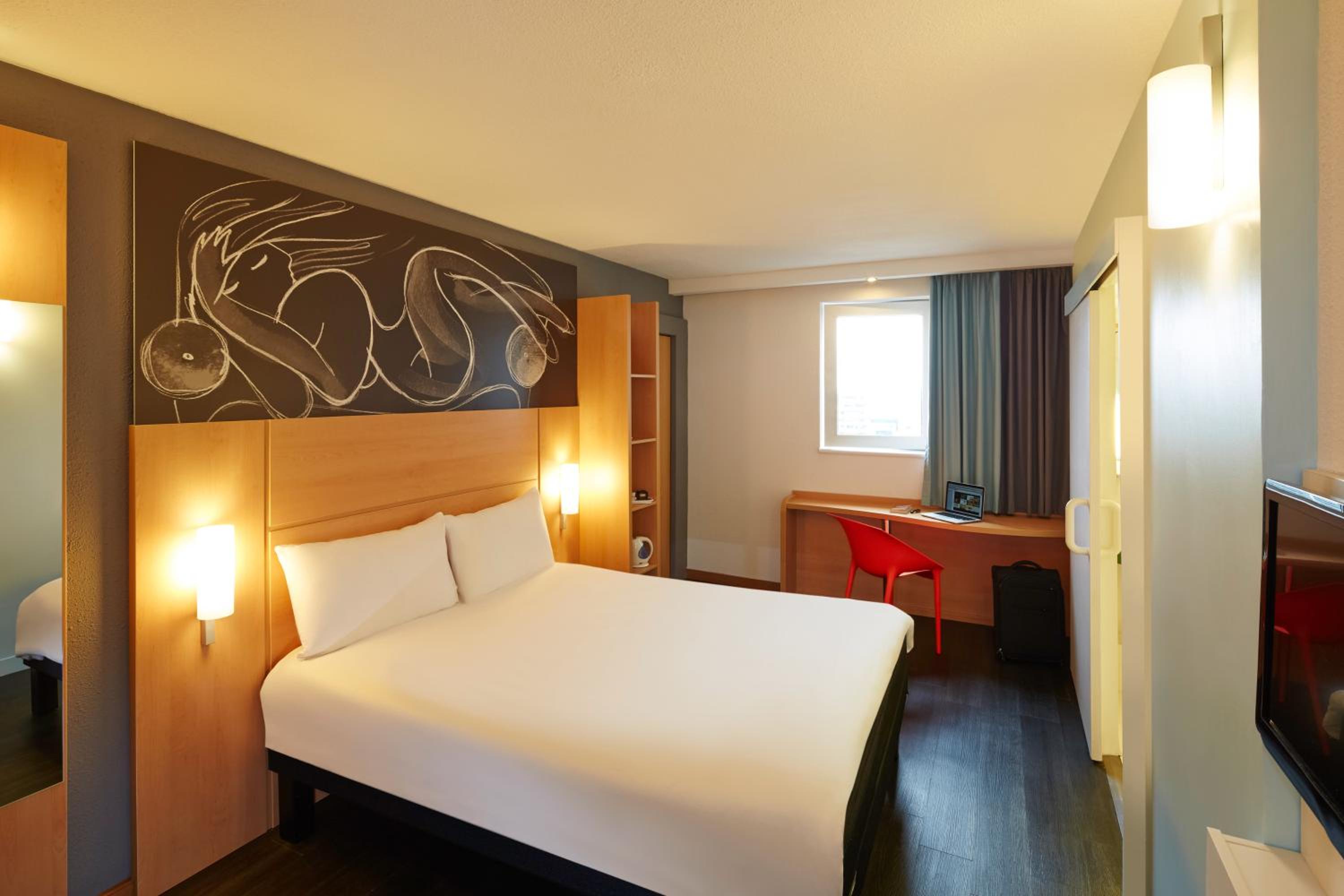 Double Room - Photo 3