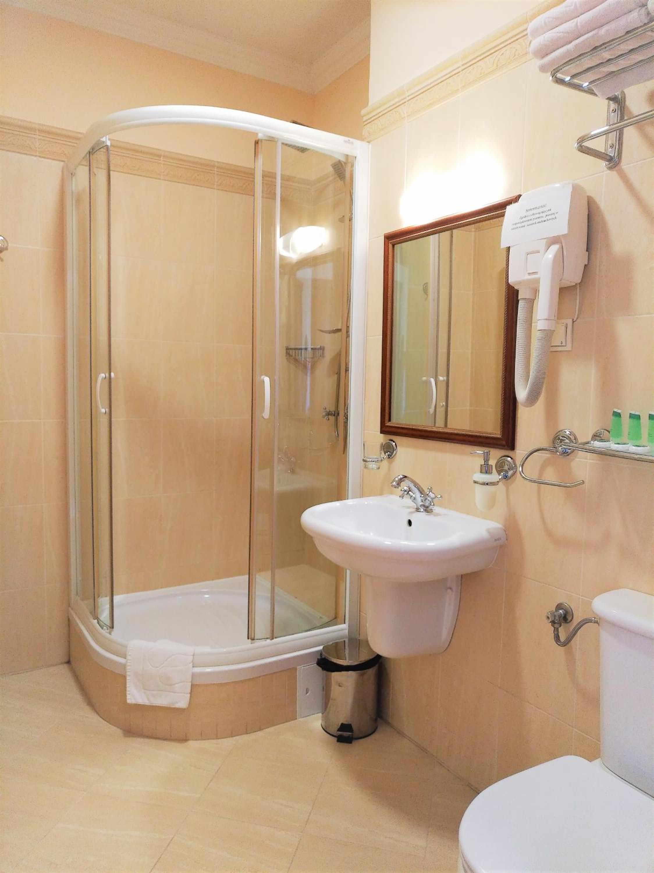 Deluxe Twin Room - Photo 6