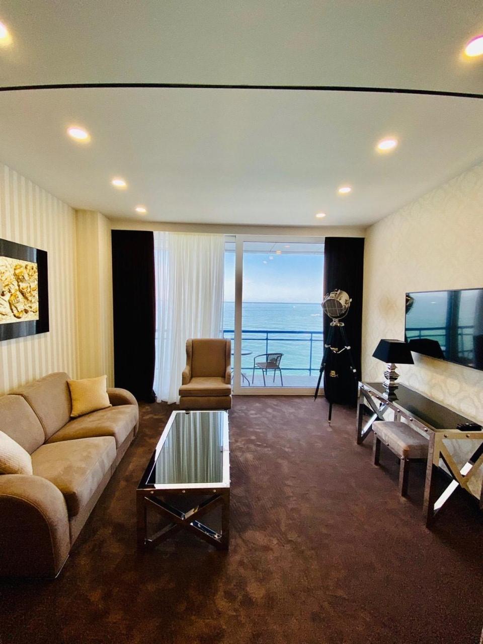 Presidential Suite photo 2