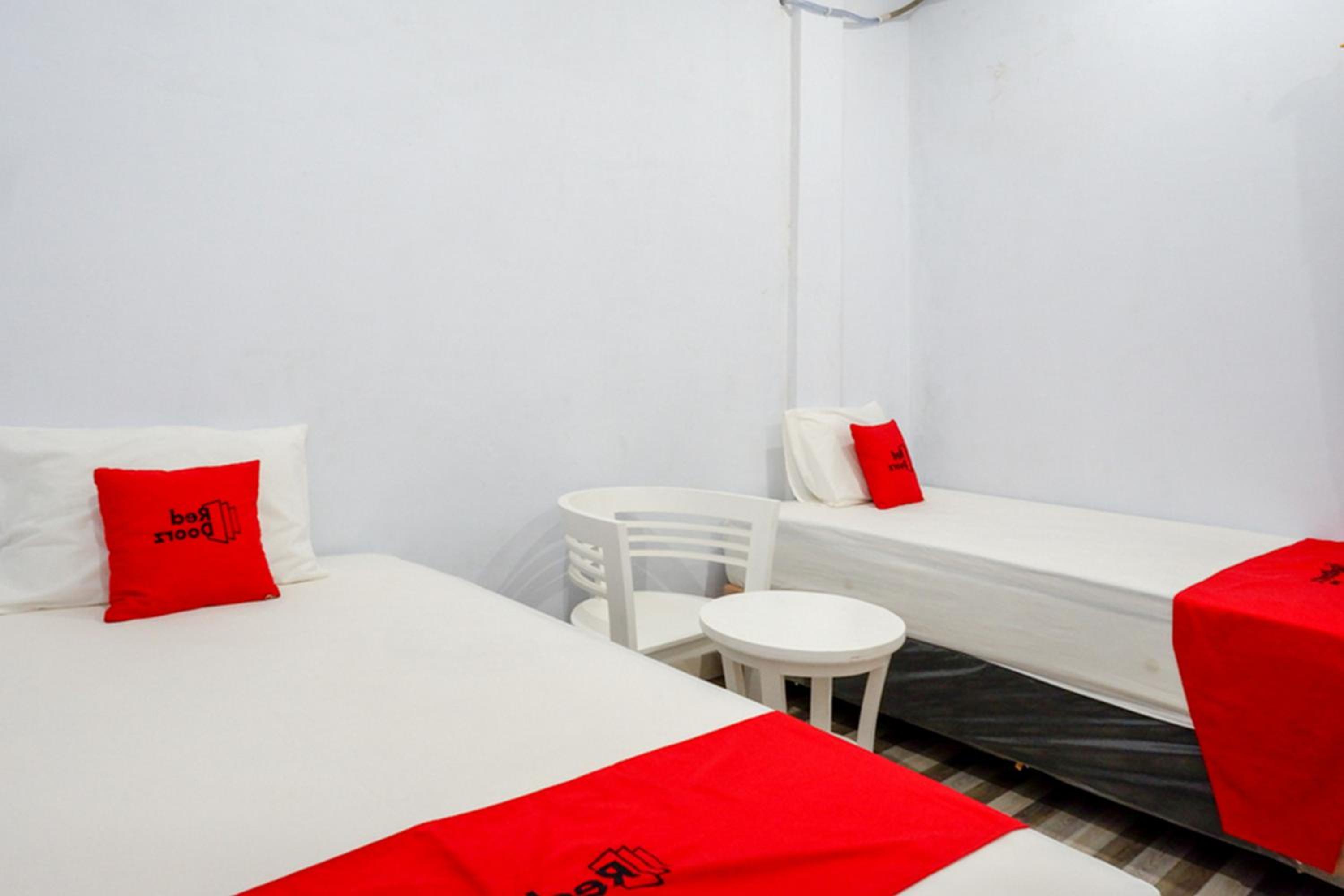 Deluxe Twin Room photo 1