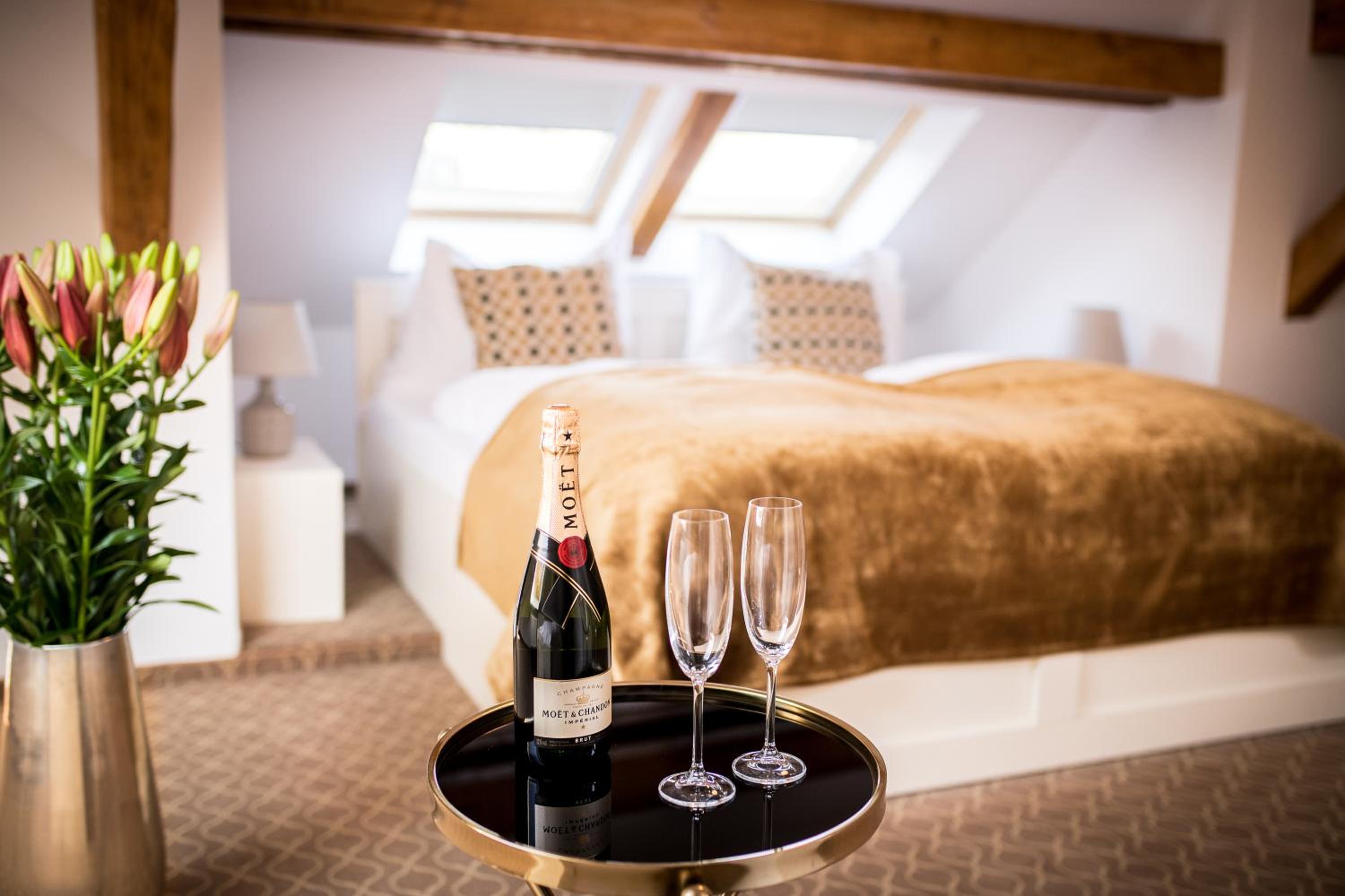 Deluxe Double Room with Extra Bed photo 2