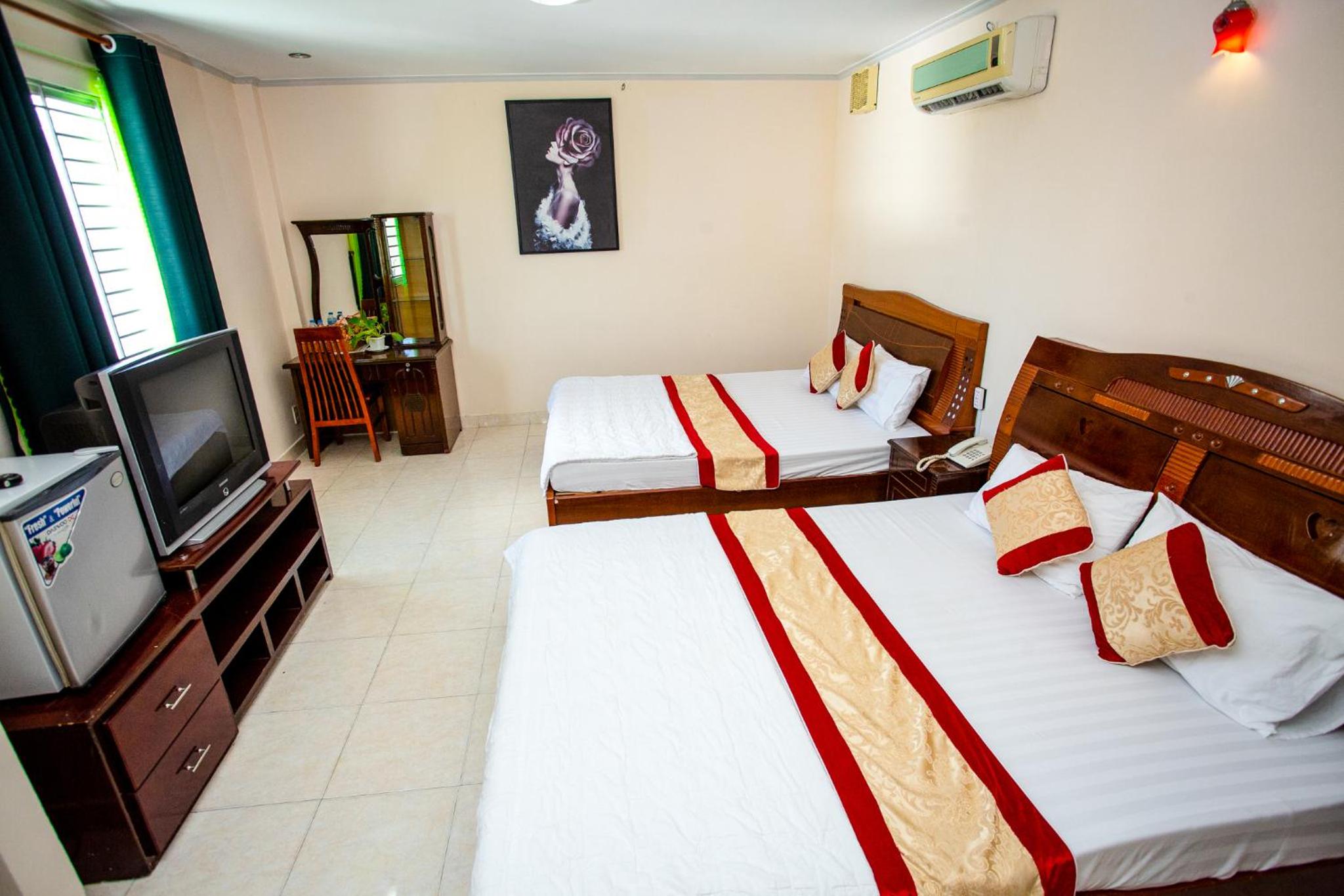 Large Double Room