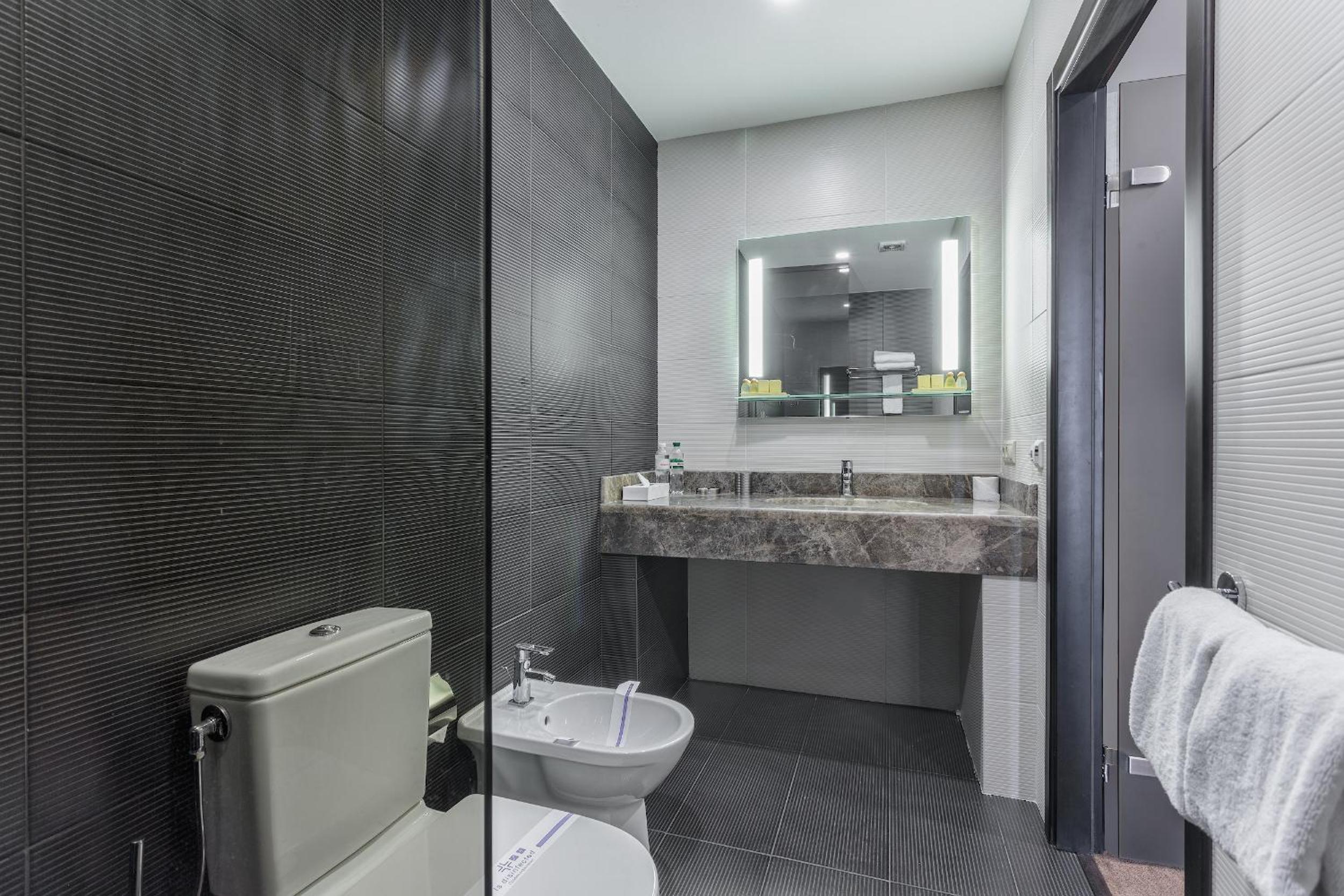 Standard Double or Twin Room with Sea View photo 2