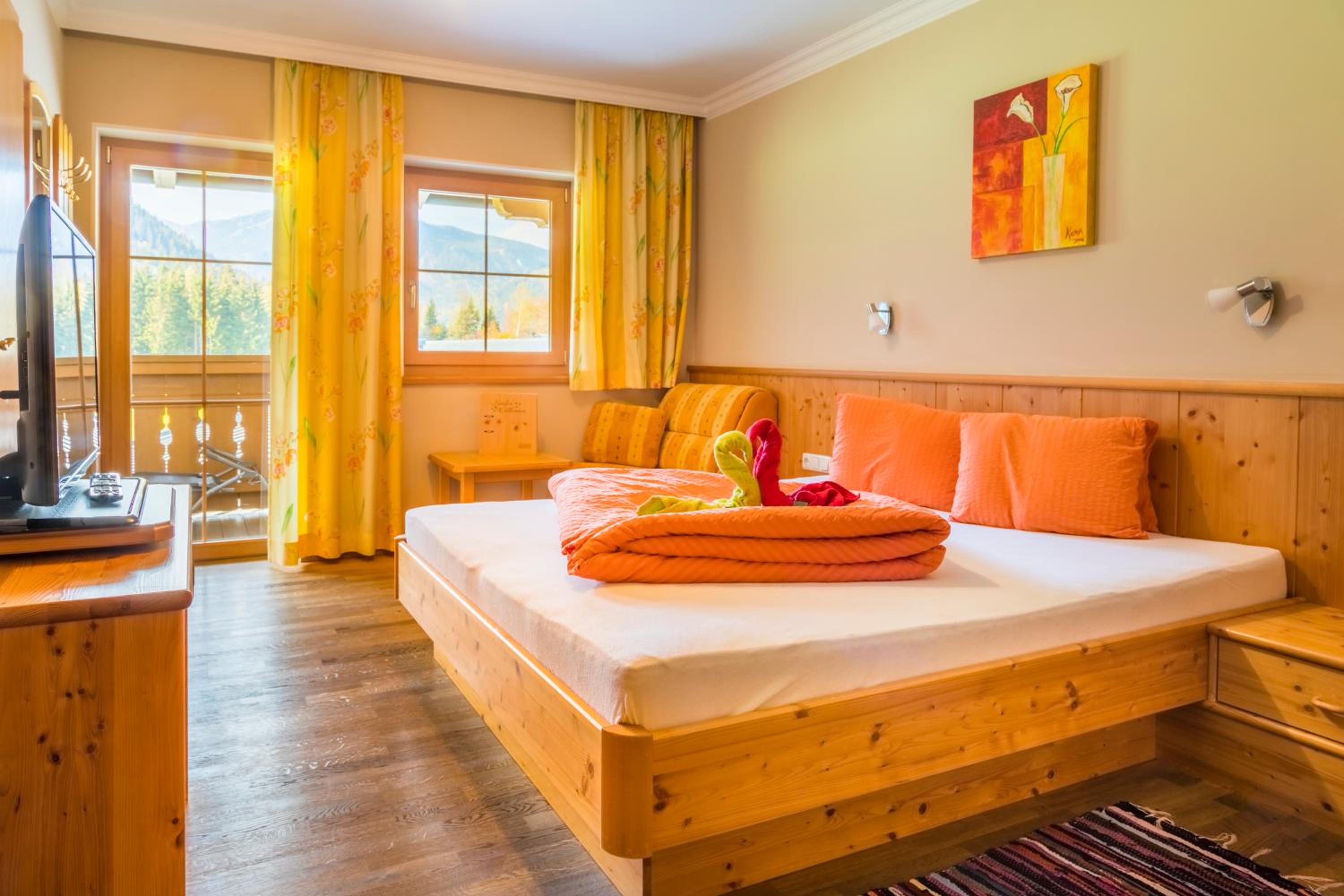 Superior Two-Bedroom Apartment with Balcony