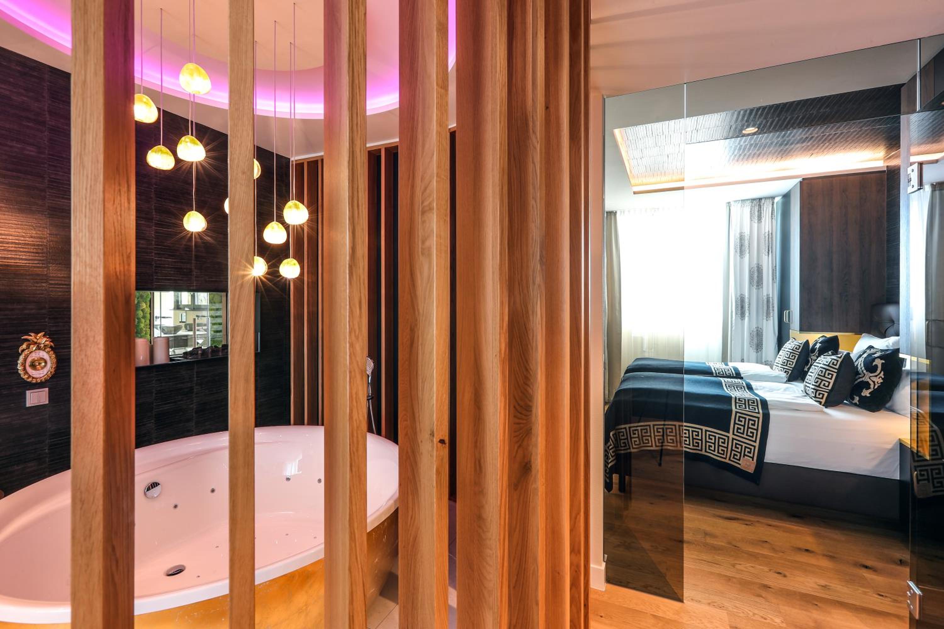 Owner Suite - Photo 6