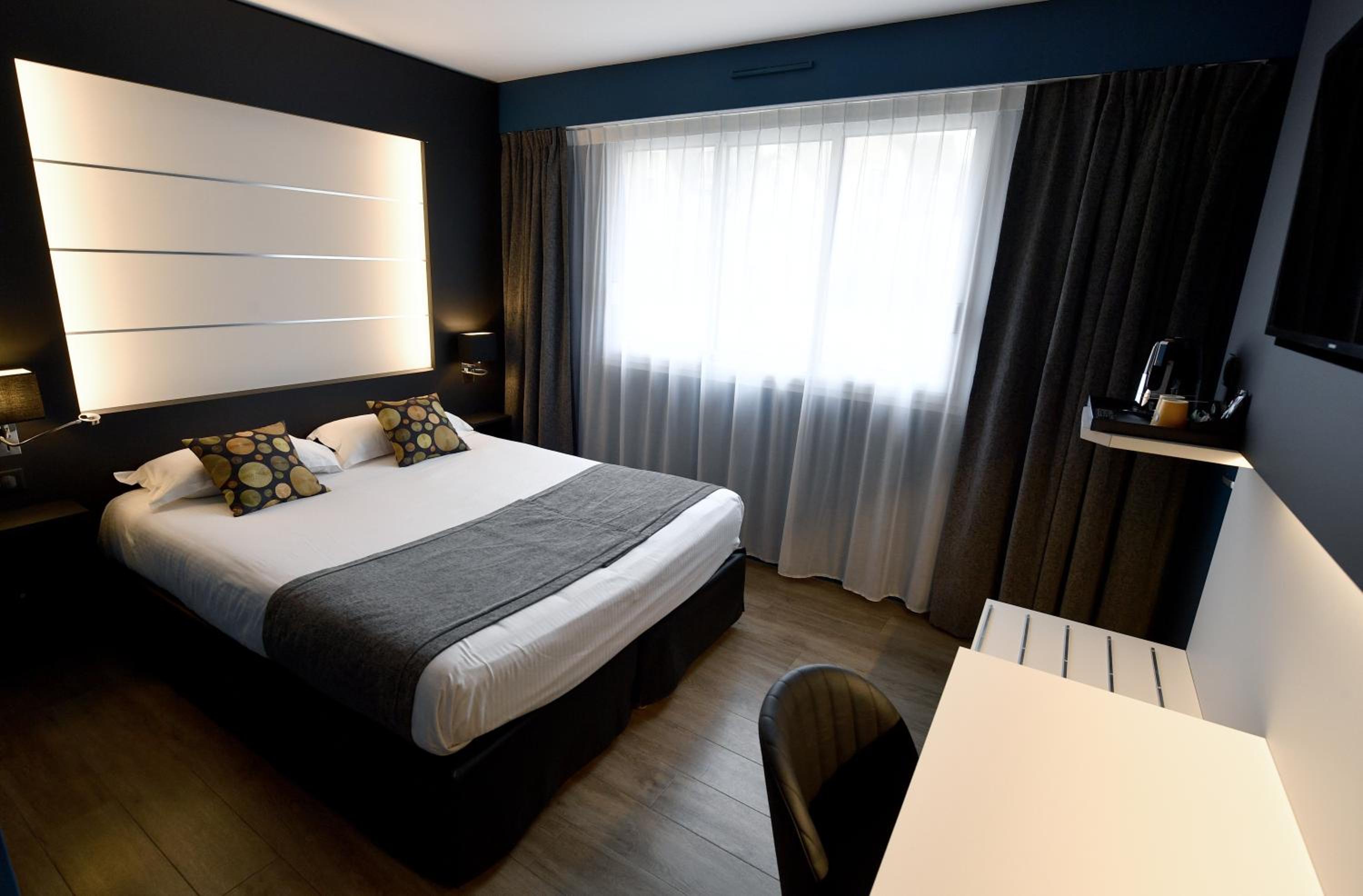Superior Double Room - Photo 9