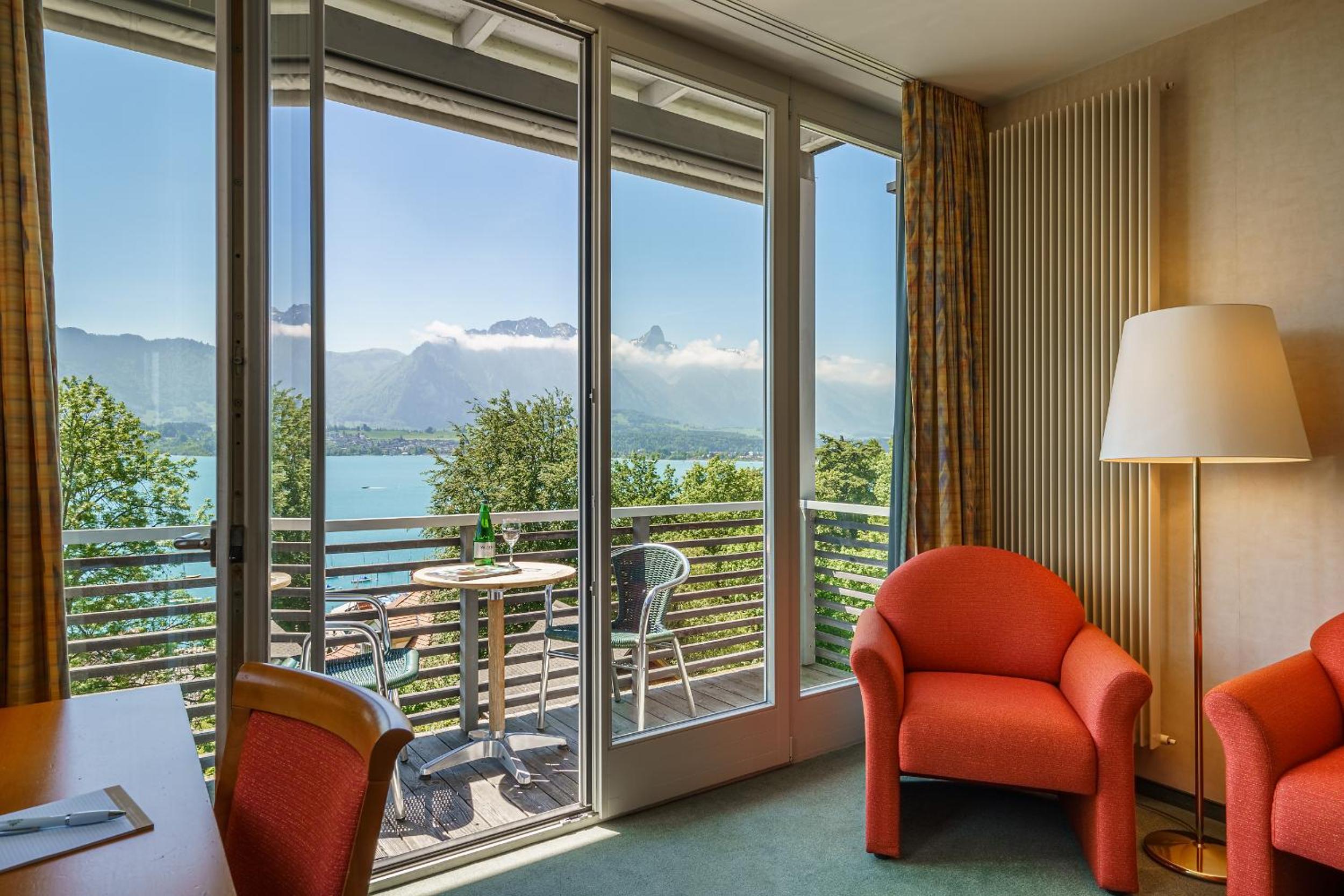 Double Room with Lake View photo 2