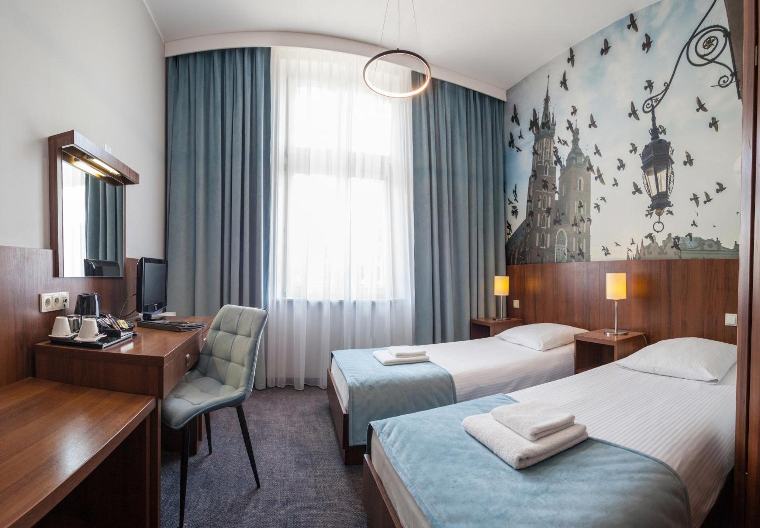 Twin Room - Photo 1